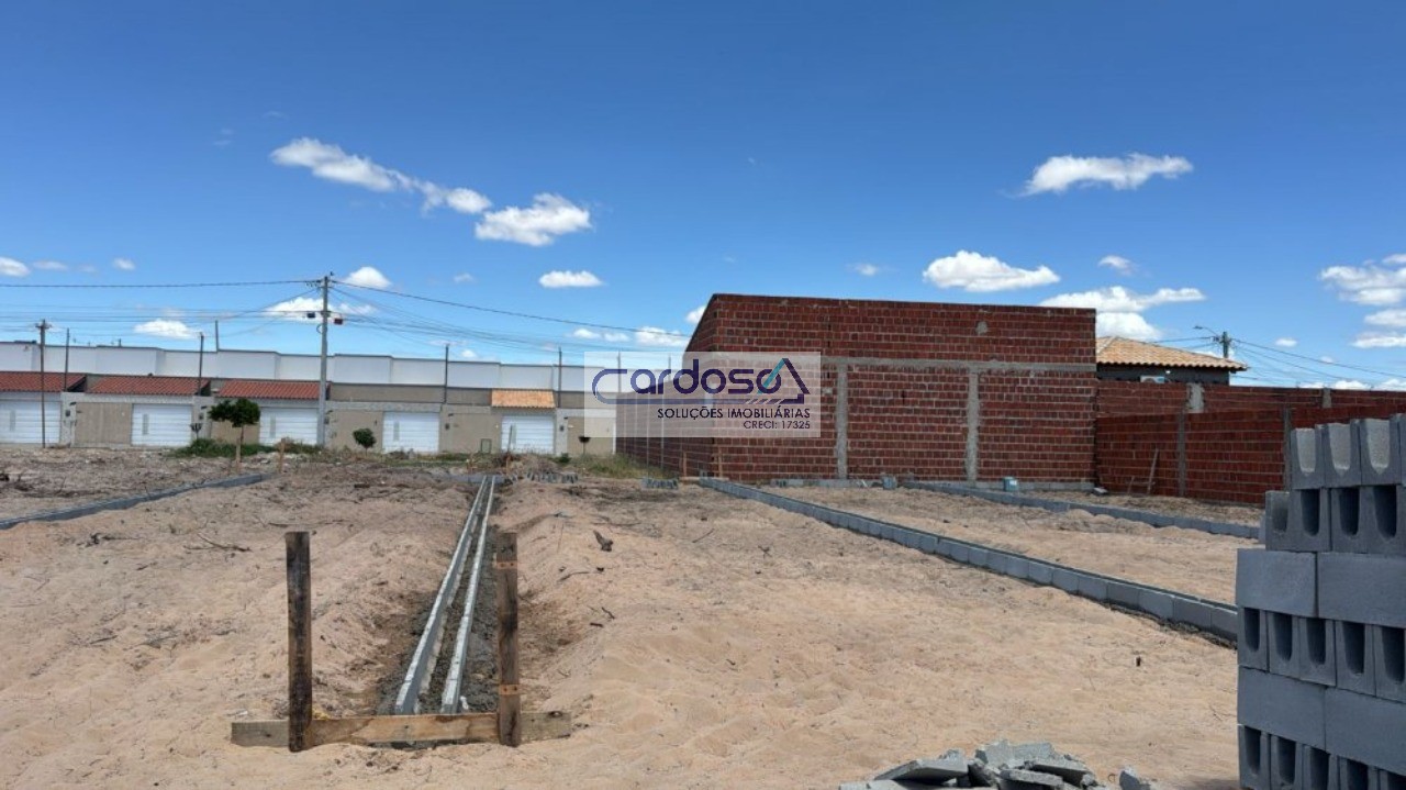 Casa à venda com 2 quartos - Foto 1