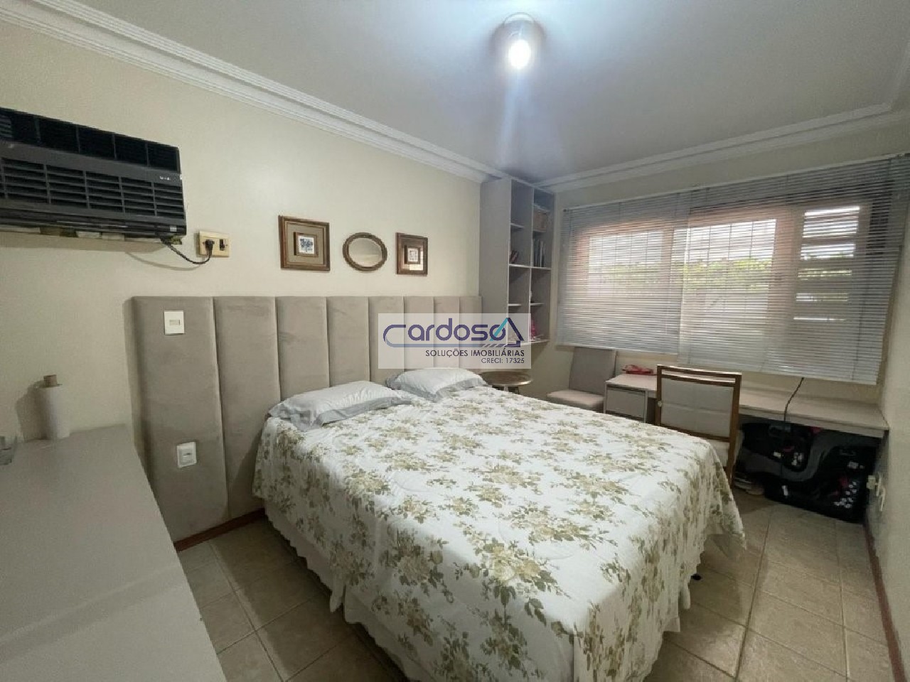 Casa à venda com 7 quartos, 320m² - Foto 8