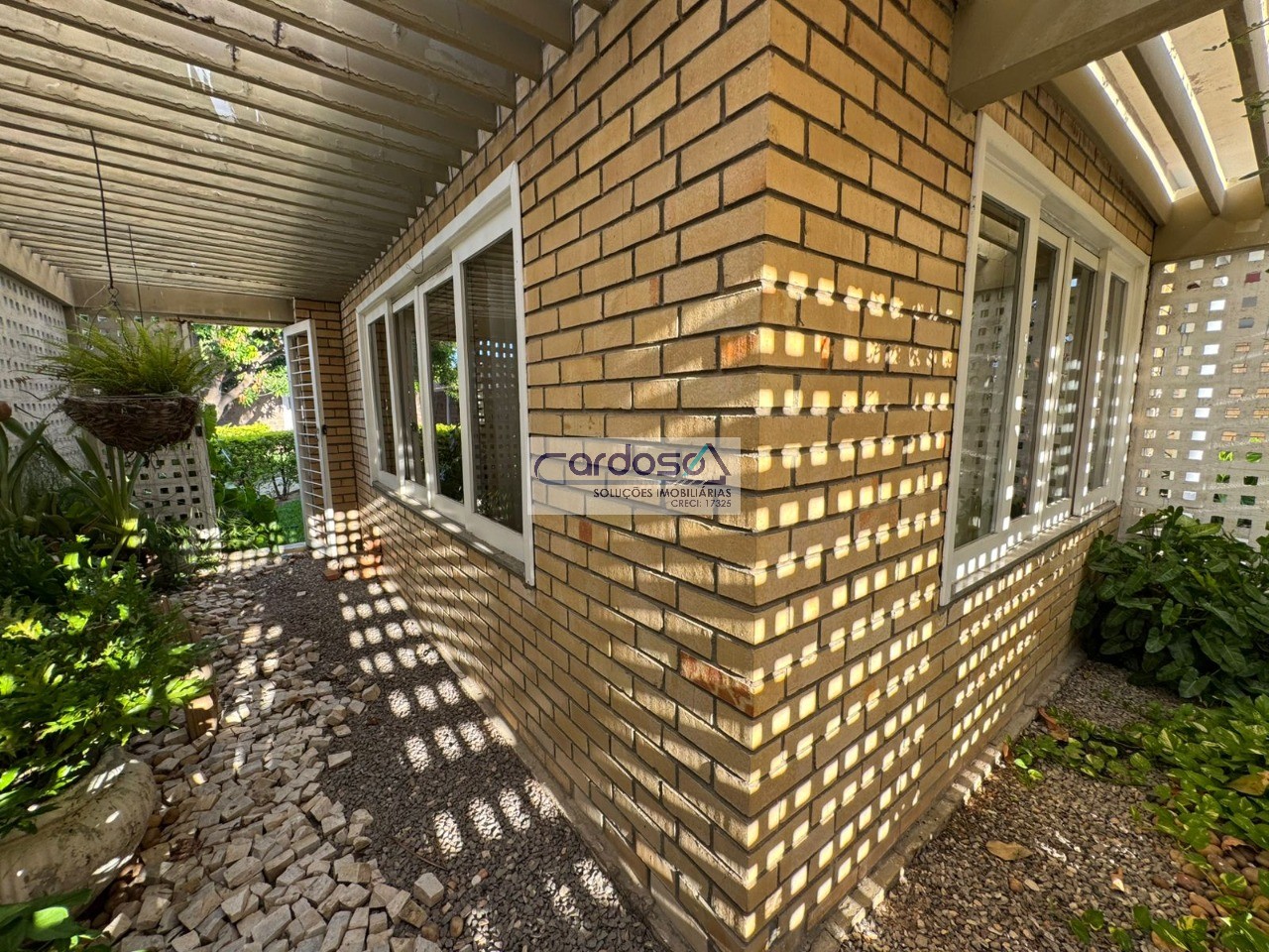 Casa para alugar com 4 quartos, 1600m² - Foto 23
