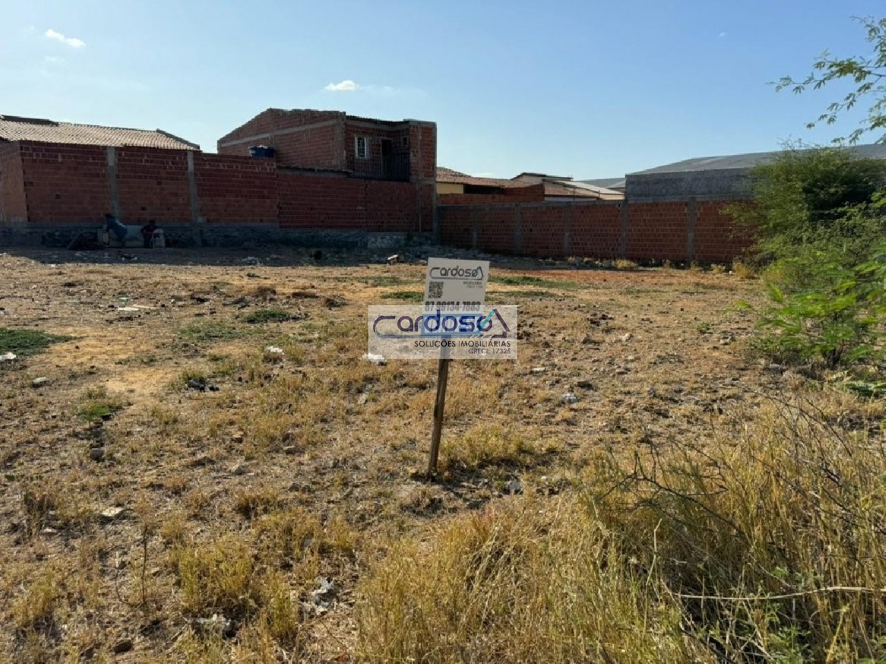 Terreno à venda, 215m² - Foto 1