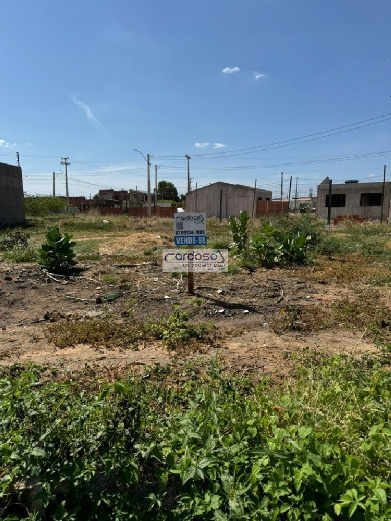 Terreno à venda, 140m² - Foto 1