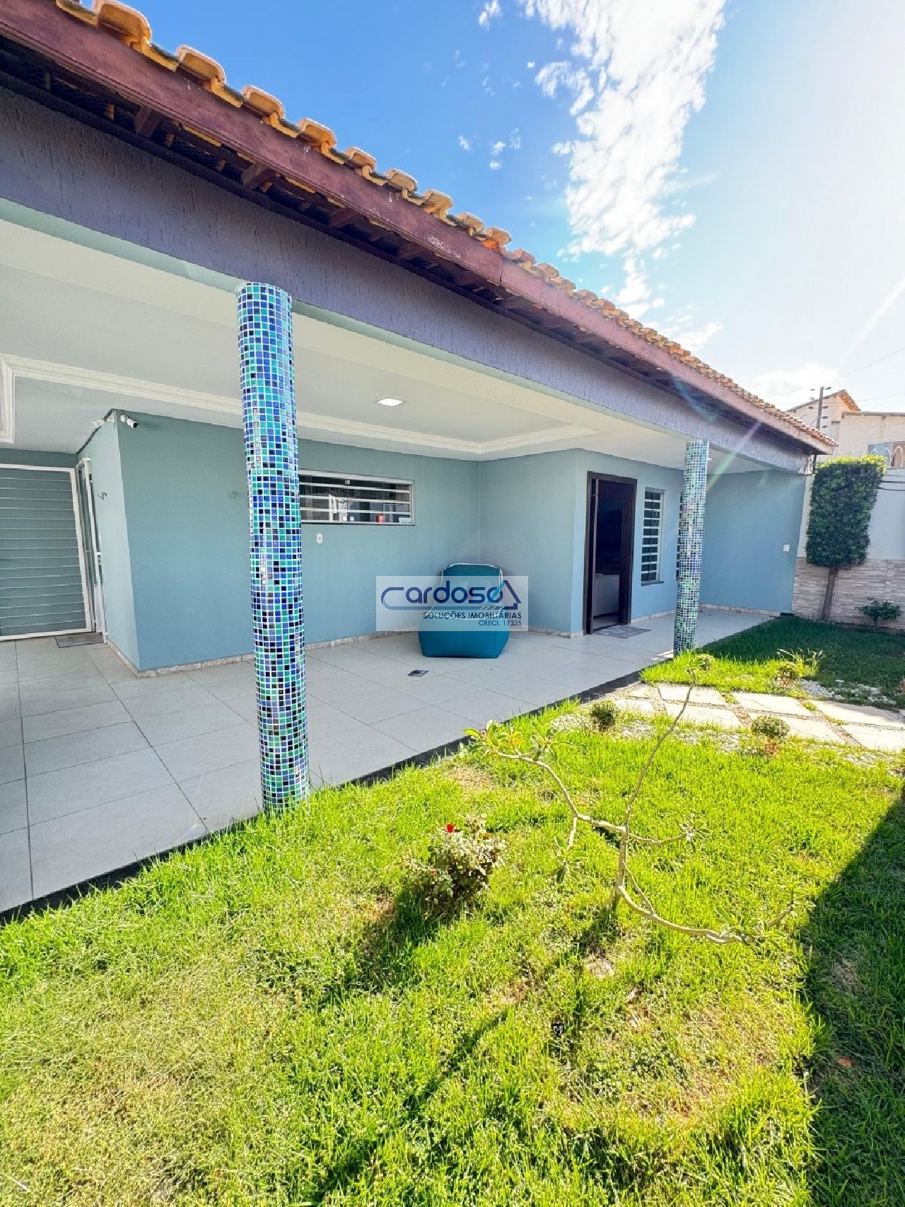 Casa à venda com 3 quartos - Foto 1