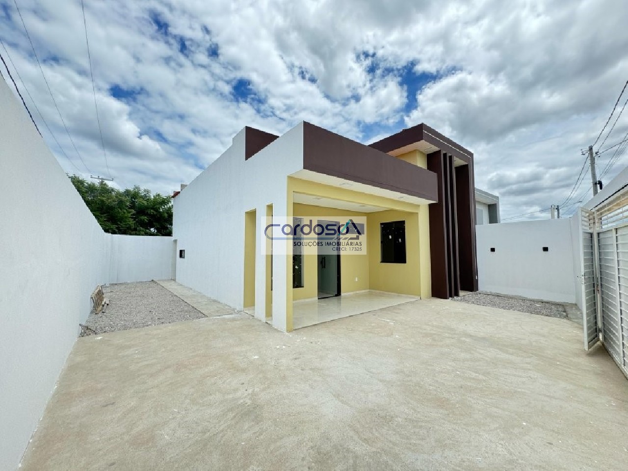 Casa à venda com 3 quartos - Foto 1