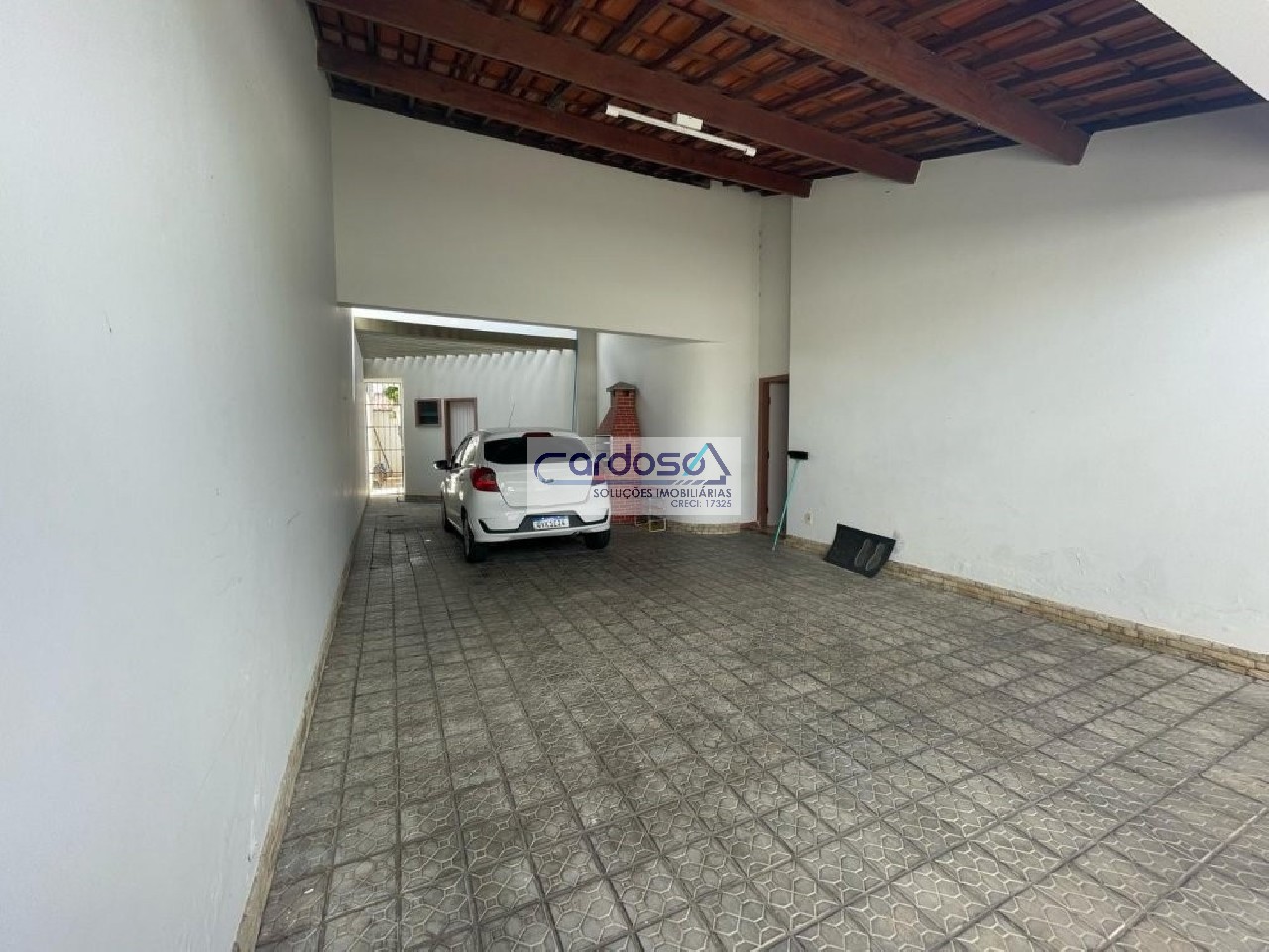 Casa à venda com 7 quartos, 320m² - Foto 6