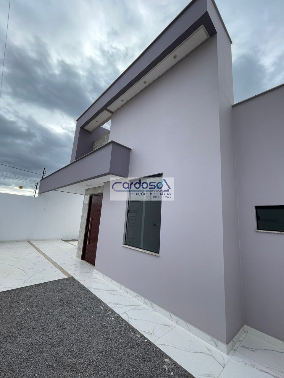 Casa à venda com 3 quartos - Foto 1