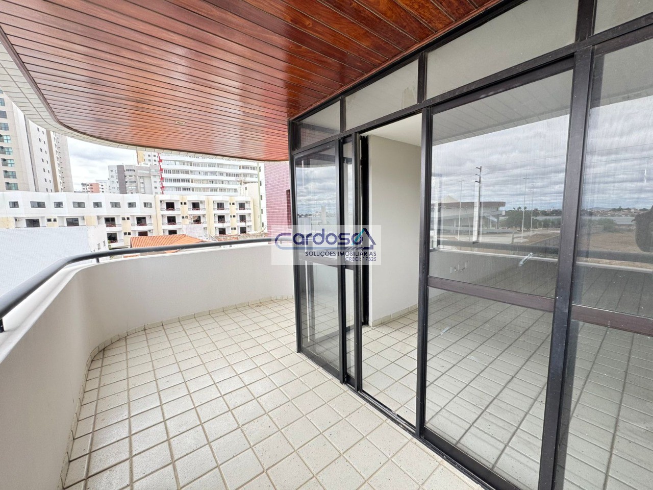 Apartamento à venda e aluguel com 4 quartos - Foto 3