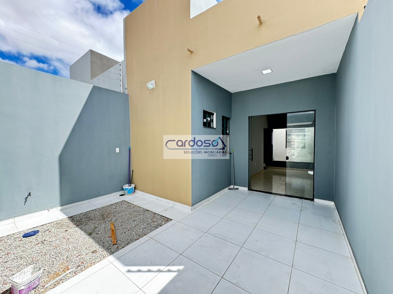 Casa à venda com 3 quartos - Foto 1
