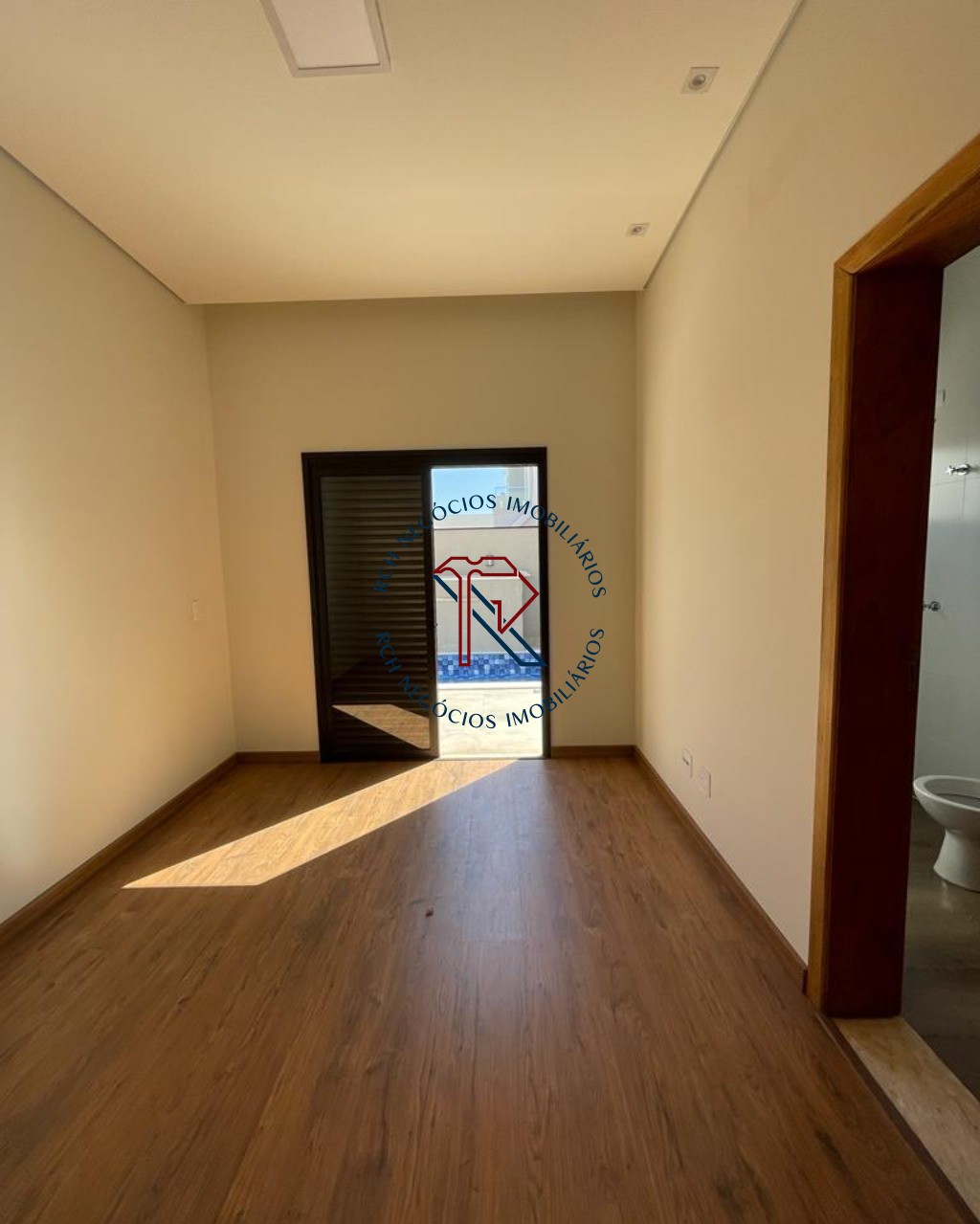 Casa com 3 dormitórios à venda com piscina - condomínio le f - foto 11