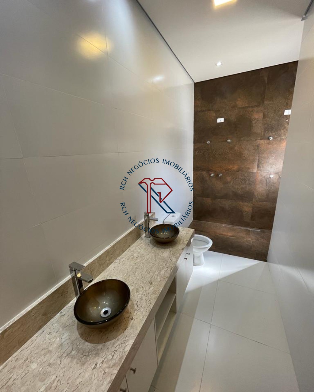 Casa com 3 dormitórios à venda com piscina - condomínio le f - foto 15