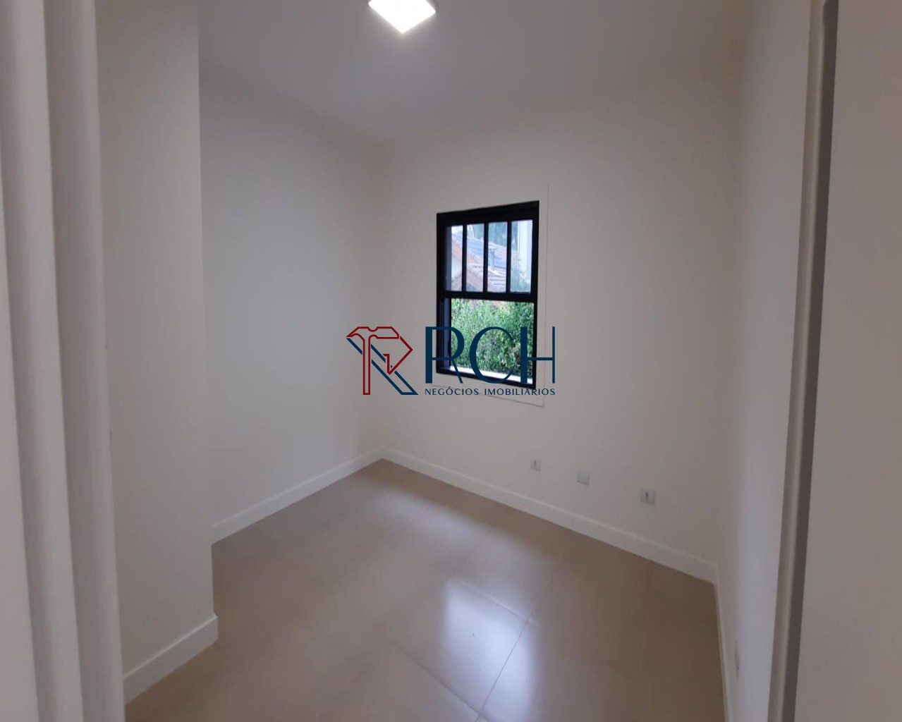 Casa de Condomínio com 4 Quartos à venda - Condomínio Residencial Village D Avignon