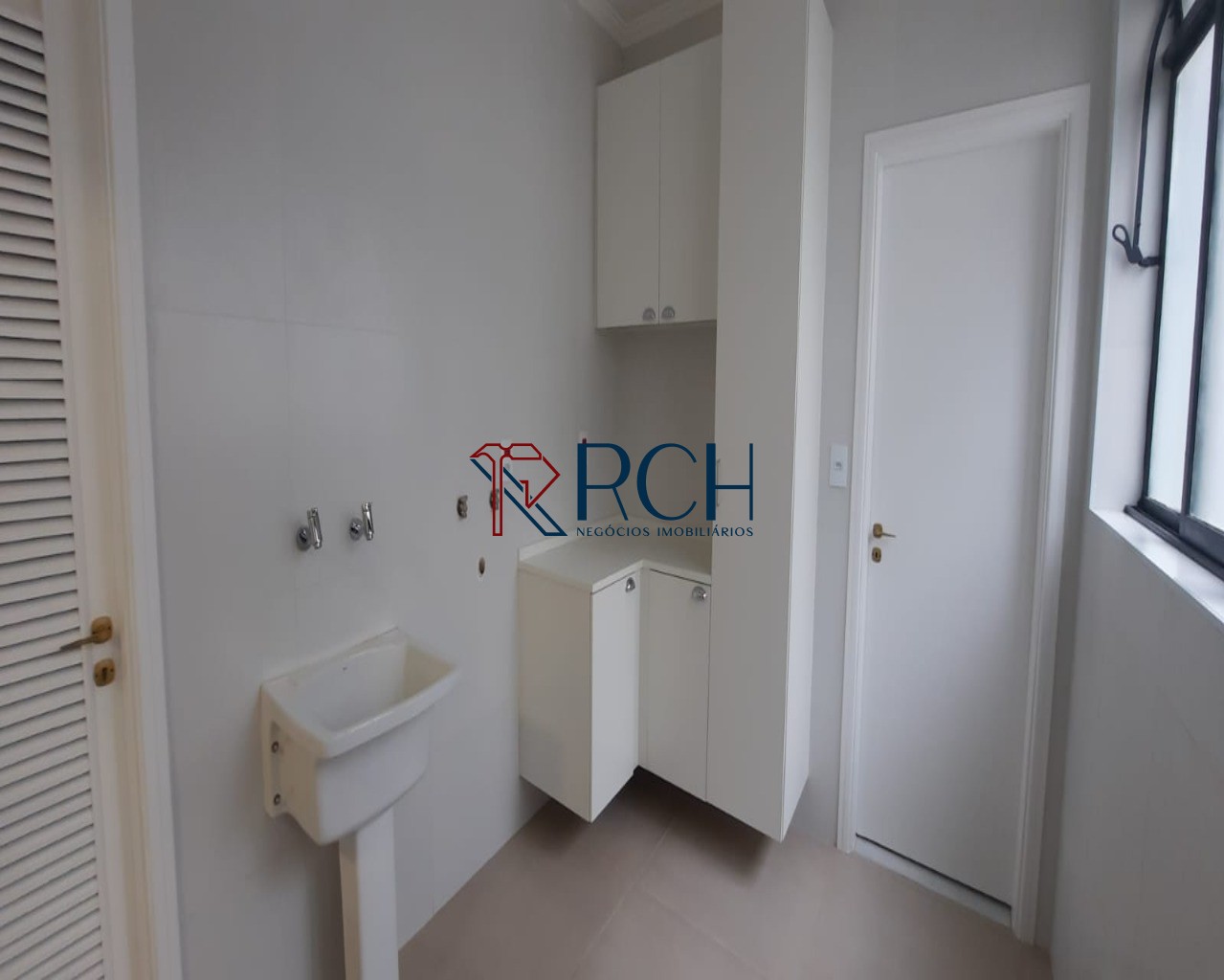 Casa de Condomínio com 4 Quartos à venda - Condomínio Residencial Village D Avignon