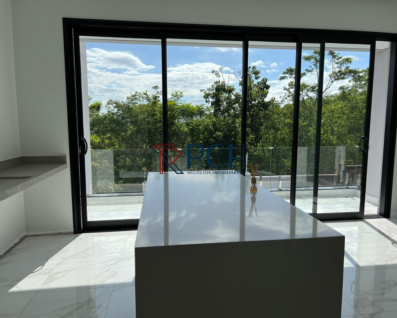Casa á Venda Condomínio Alphaville Votorantim/SP