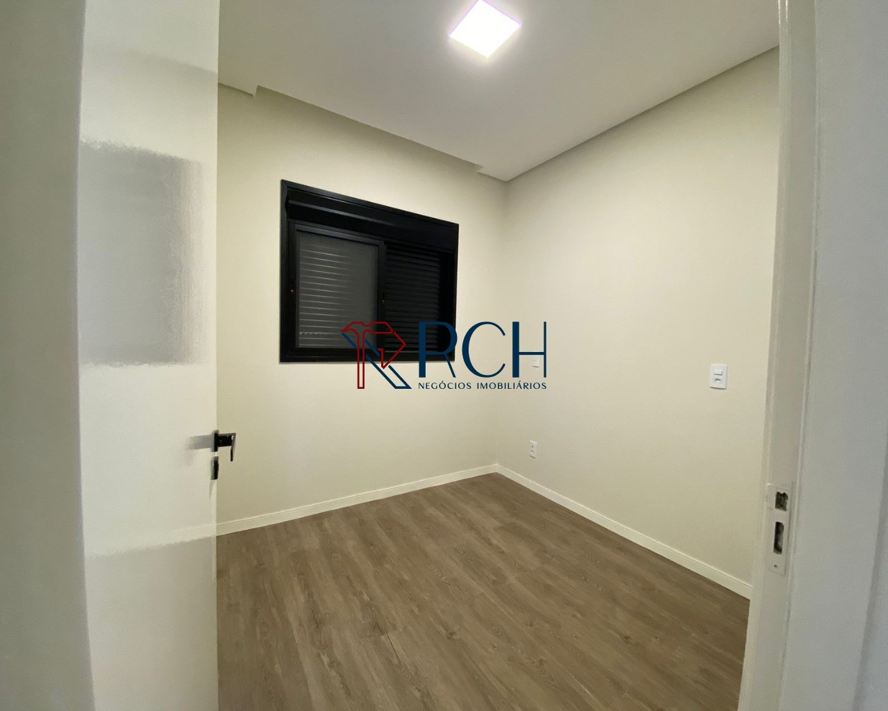 Casas à venda em jardim residencial villagio ipanema i, soro