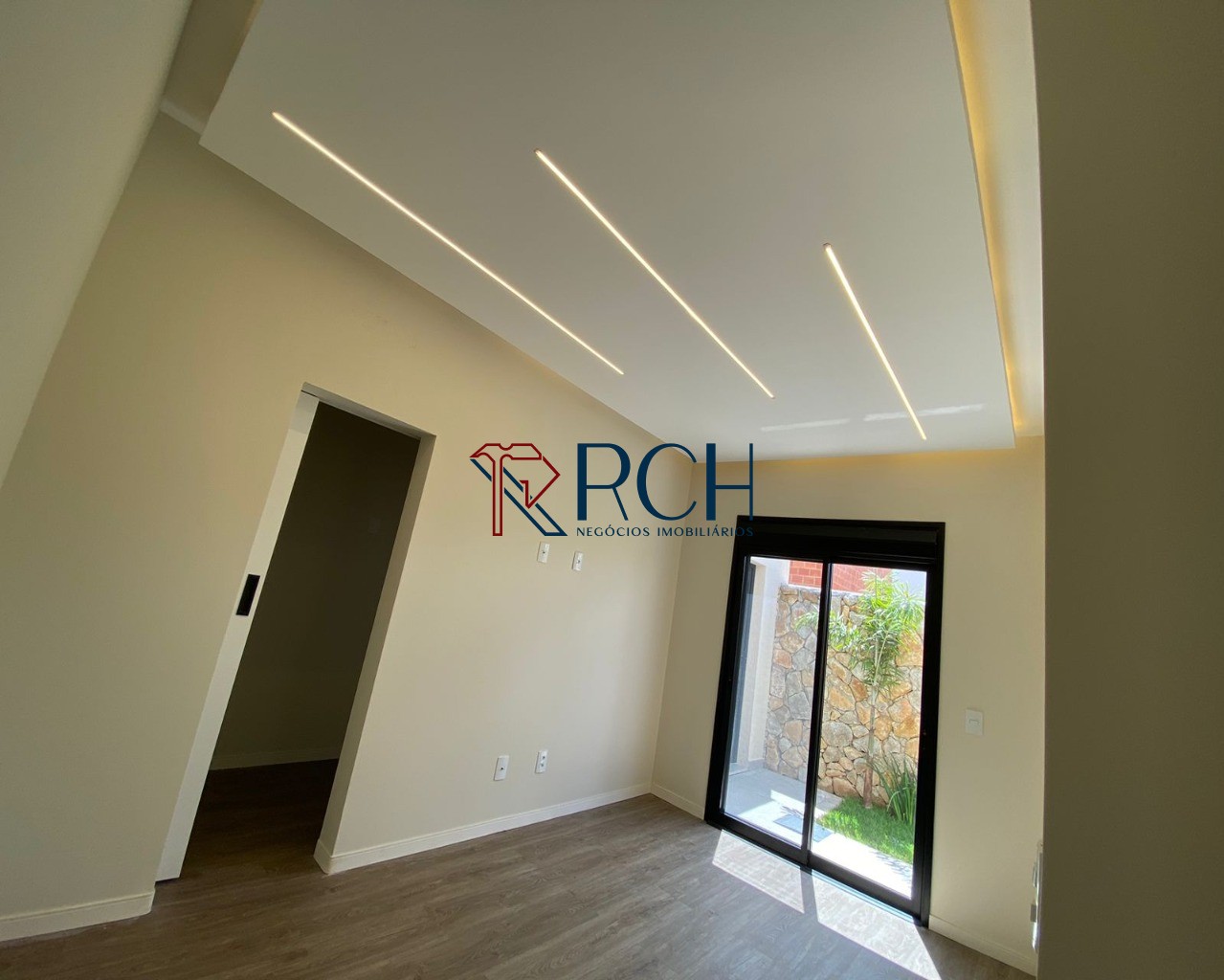 Casas à venda em jardim residencial villagio ipanema i, soro