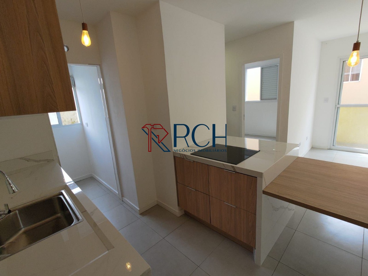 Apartamento com 2 Quartos e 1 banheiro à Venda, 52 m² por R$ 225.000