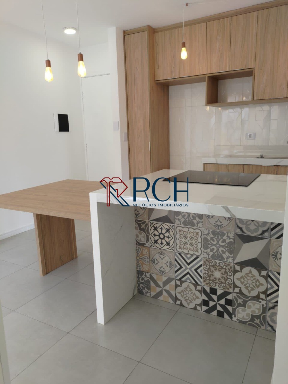 Apartamento com 2 Quartos e 1 banheiro à Venda, 52 m² por R$ 225.000