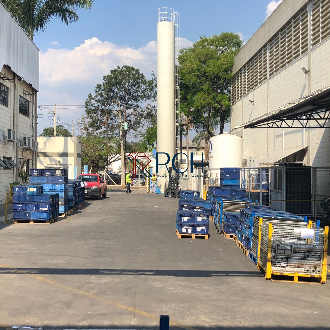 Galpão/Depósito/Armazém para Alugar, 2700 m² por R$ 52.000/Mês