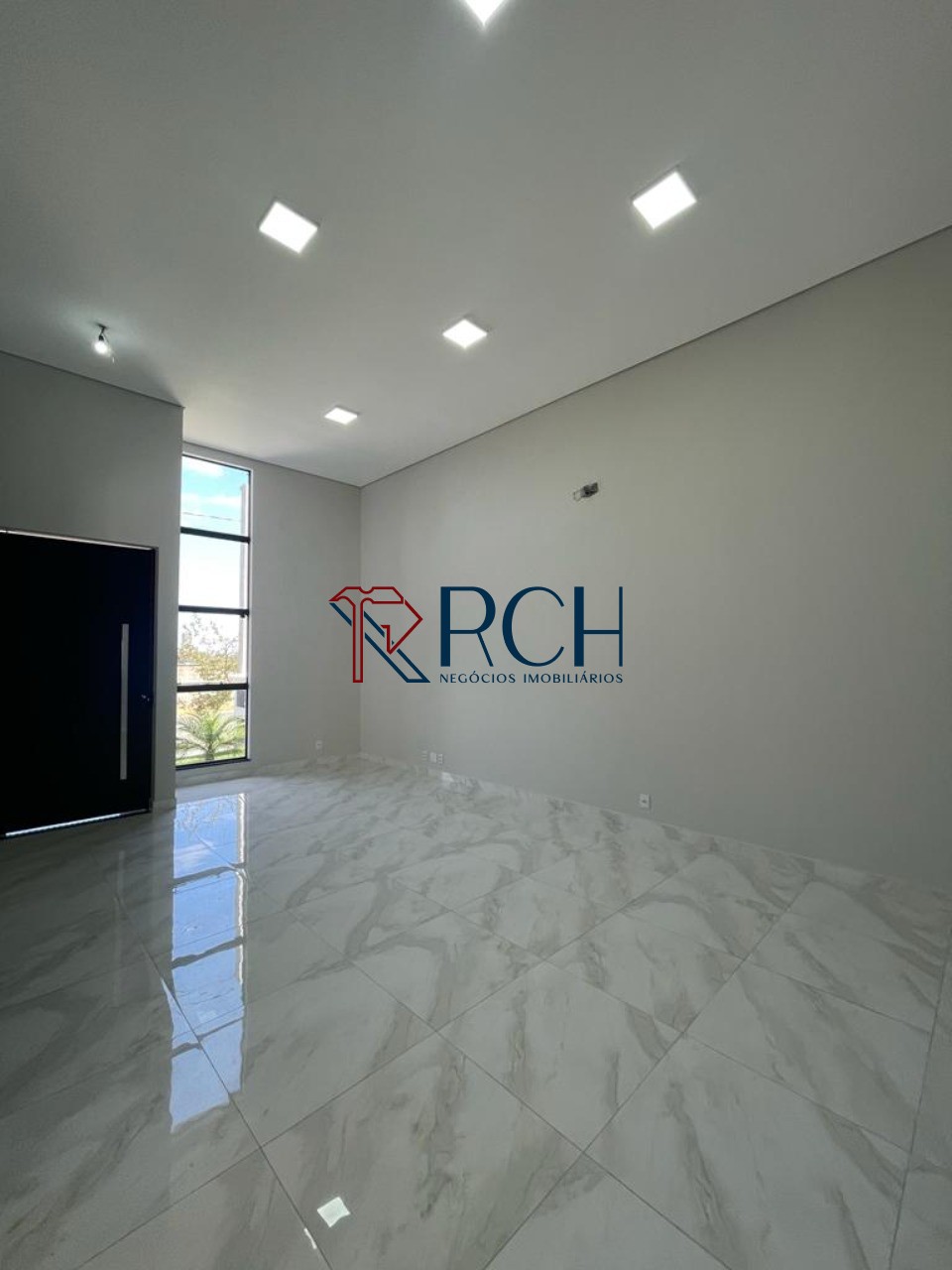 Casa com 3 dormitórios à venda com Piscina - Condomínio Le France - Sorocaba-SP