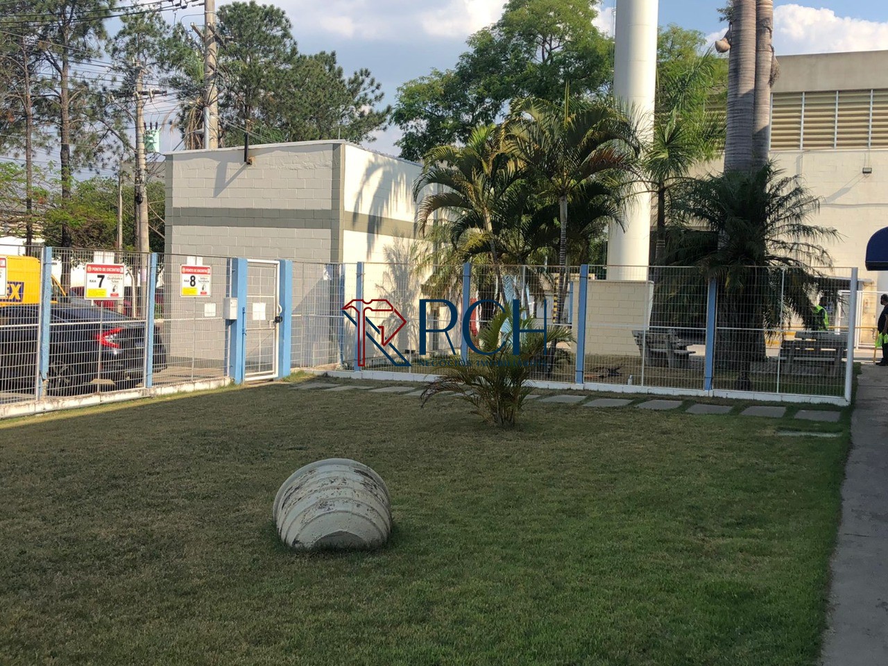 Galpão/Depósito/Armazém para Alugar, 2700 m² por R$ 52.000/Mês