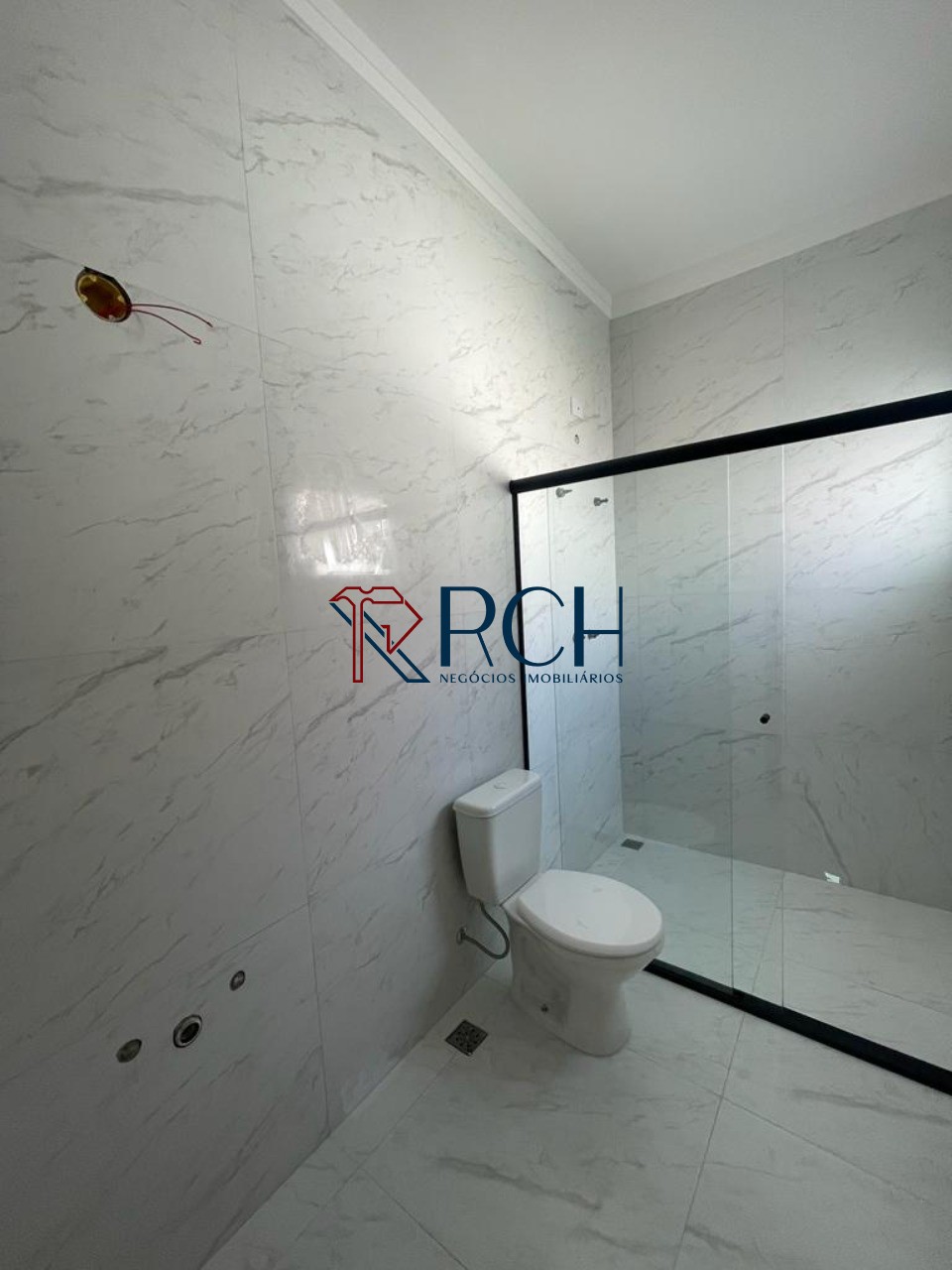 Casa com 3 dormitórios à venda com Piscina - Condomínio Le France - Sorocaba-SP