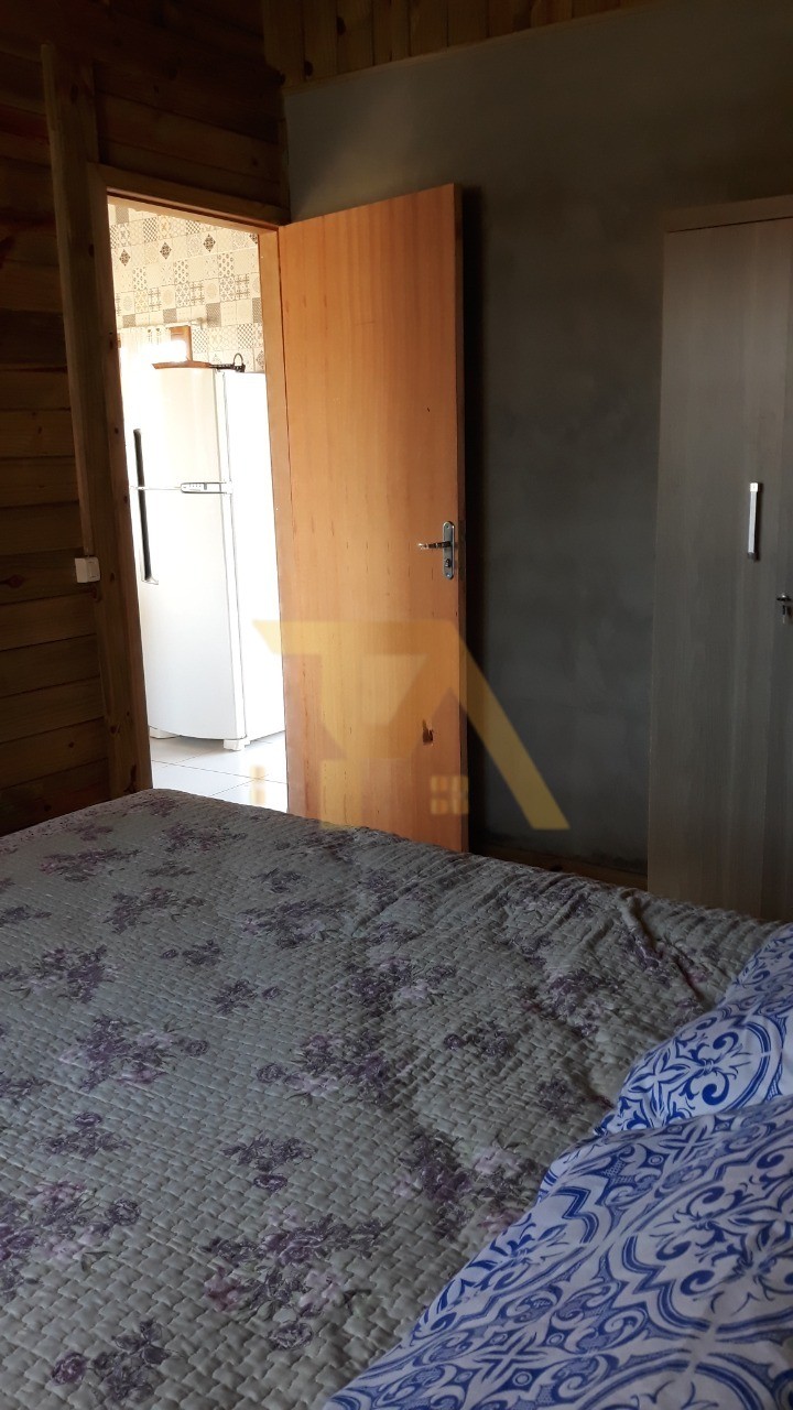 Casa com 1 dormitório e terreno de 350 m² Campo Duna, Garopaba - SC