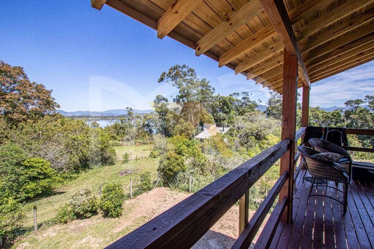 Casa com vista para lagoa residencial ibiraquera, imbituba -