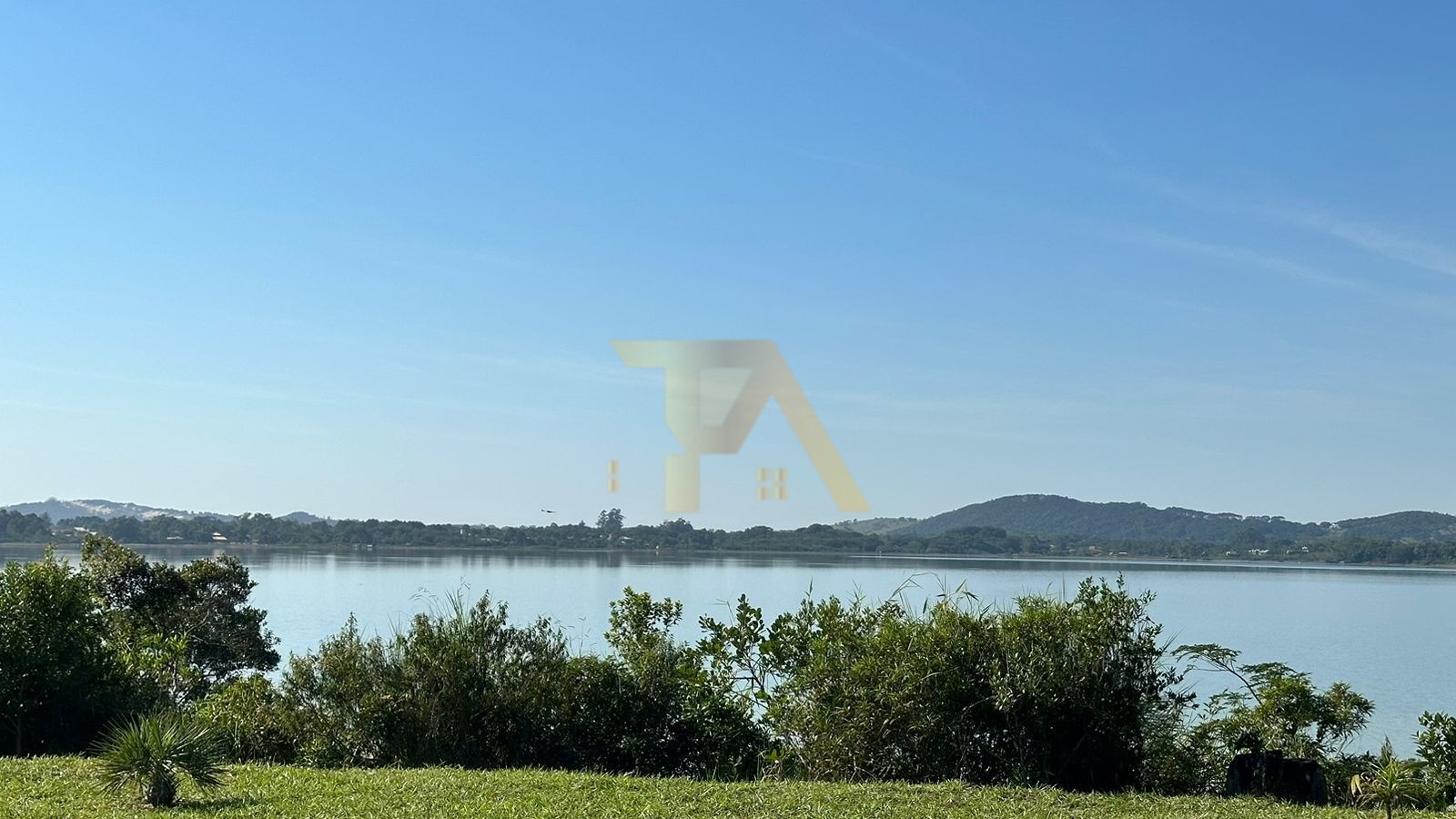Terreno de 652,27m² Condomínio Aqualina Lake Club Imbituba - SC