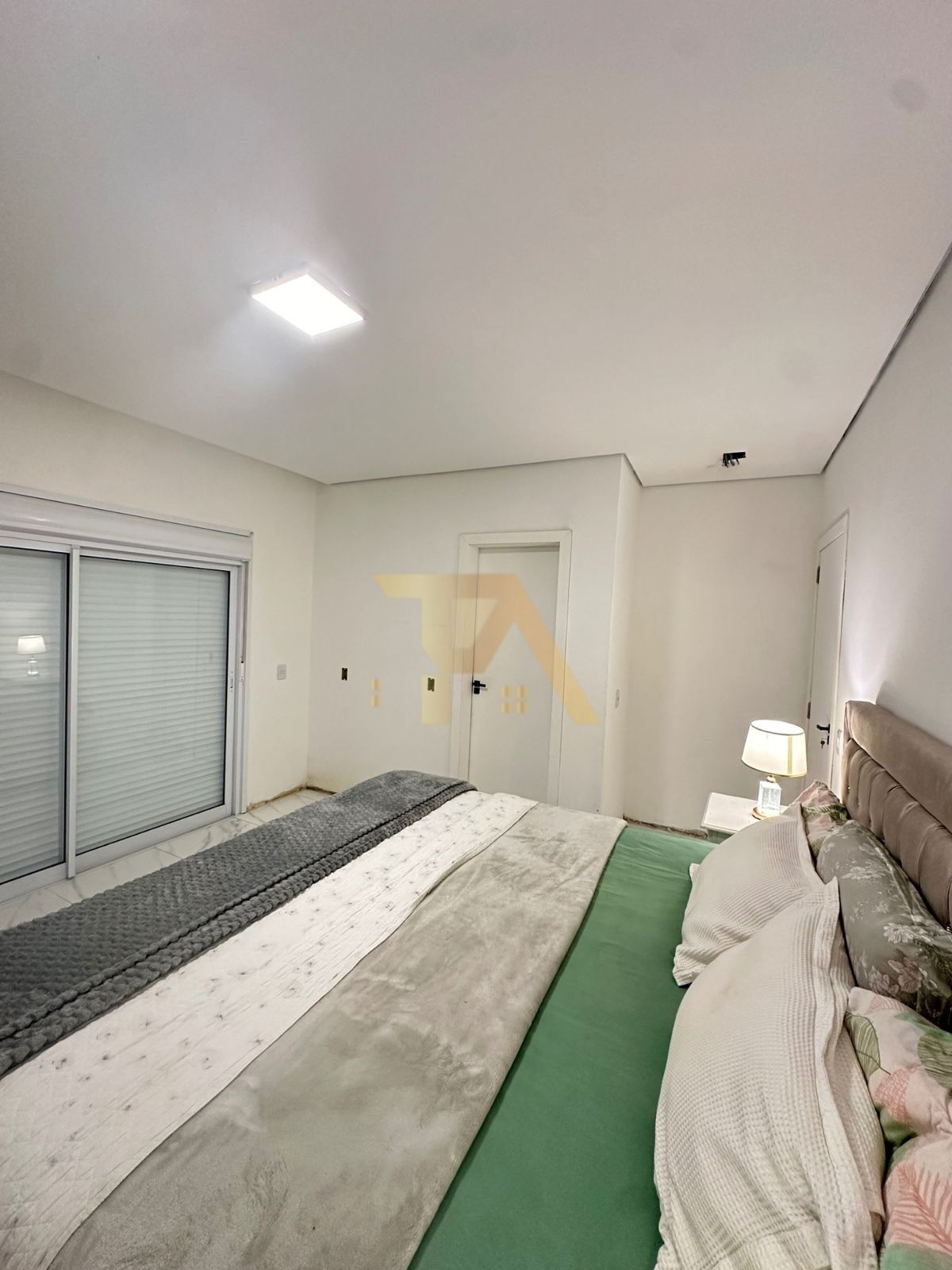 Casa de Alvenaria a venda com 2 quartos (1 suíte) Residencial Araçatuba, Imbituba - SC!