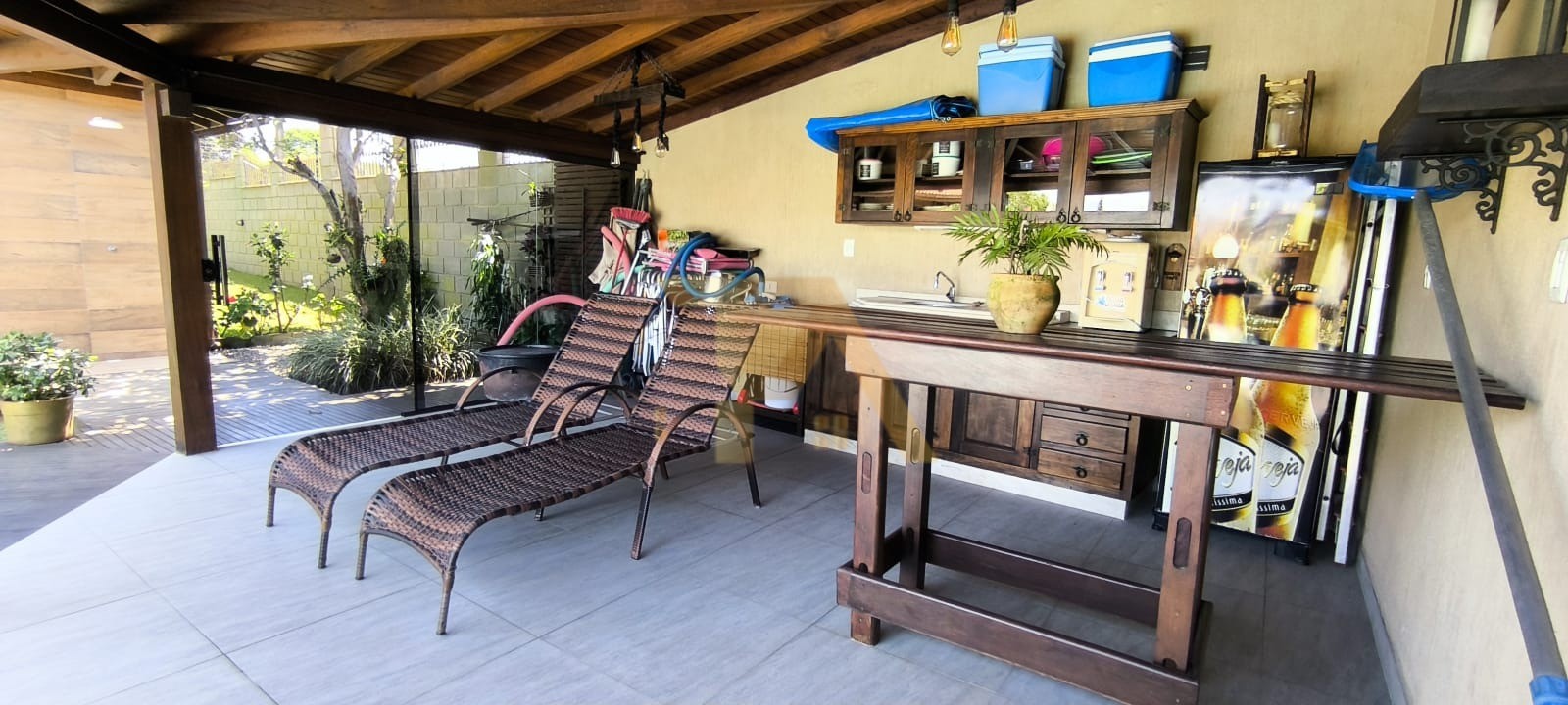 Casa com piscina e jardim na lagoa de ibiraquera imbituba - 