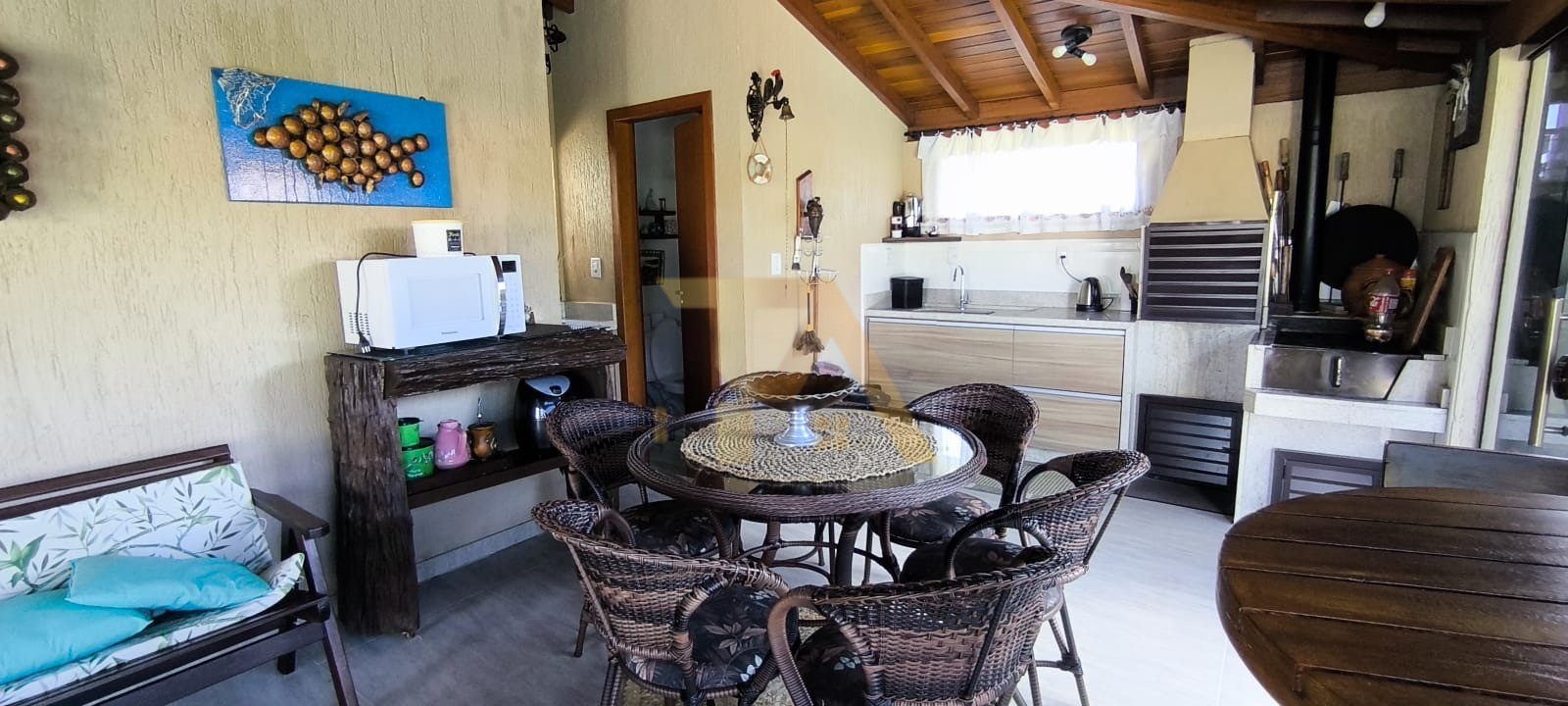 Casa com piscina e jardim na lagoa de ibiraquera imbituba - 