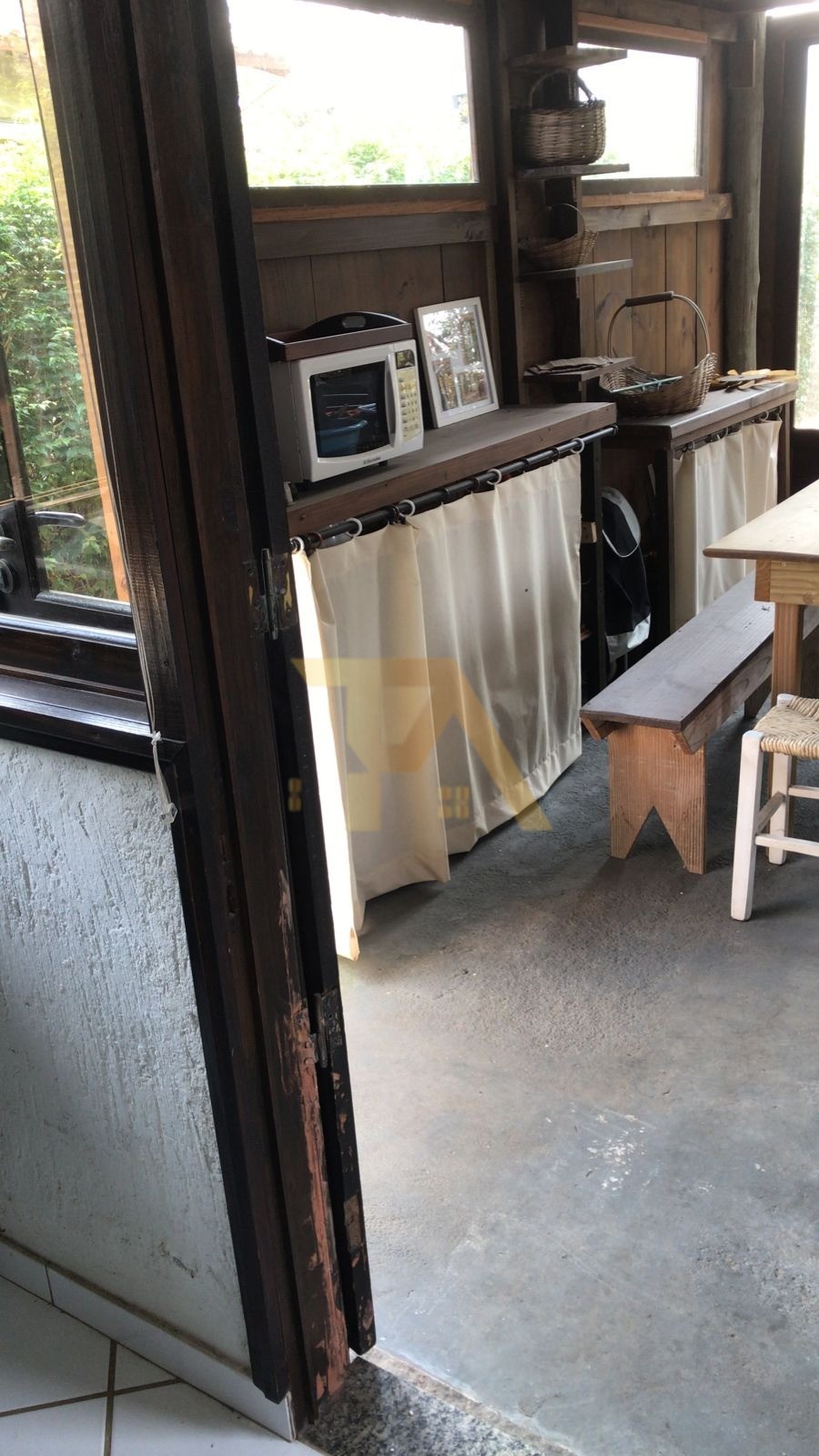 Casa à venda em Garopaba-SC, bairro Campo D'una: 3 quartos, 1 sala, 1 banheiro, 2 vagas de garagem, 105m² - Imperdível!
