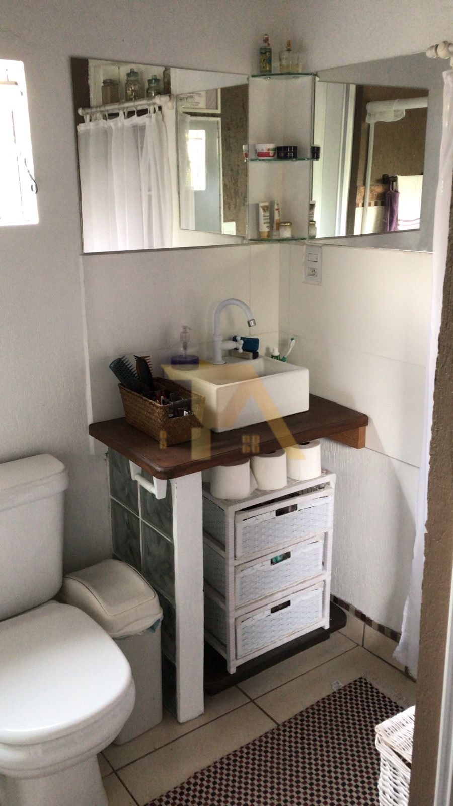 Casa à venda em Garopaba-SC, bairro Campo D'una: 3 quartos, 1 sala, 1 banheiro, 2 vagas de garagem, 105m² - Imperdível!