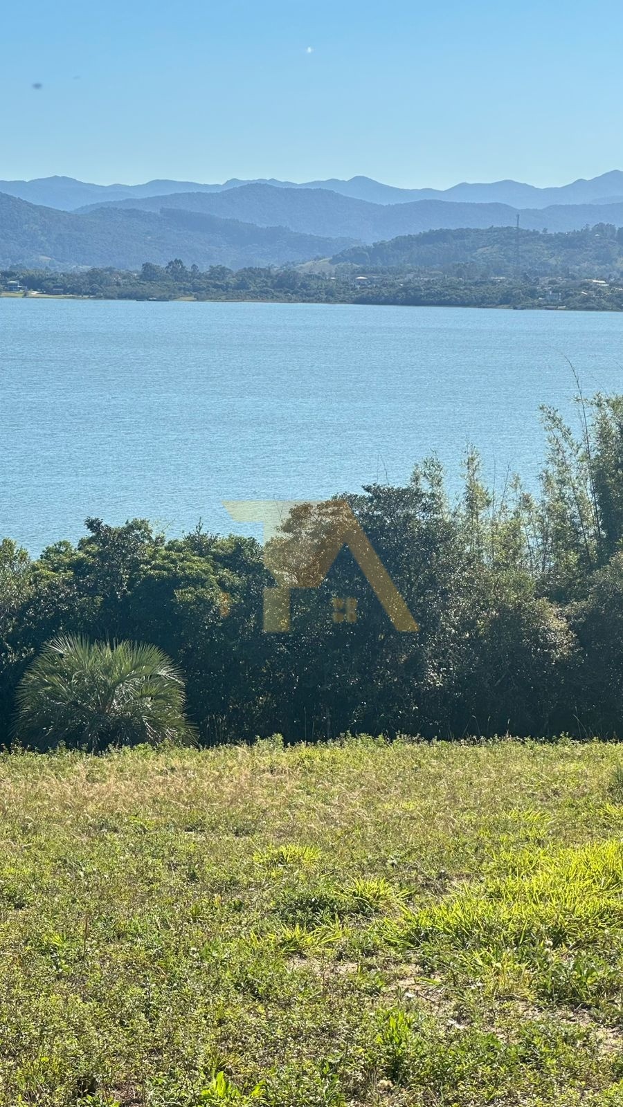 Terreno/Lote à venda  no Ibiraquera - Garopaba, SC. Imóveis