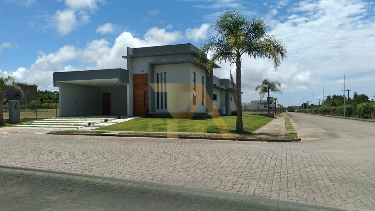 Casa à venda  no Arroio - Imbituba, SC. Imóveis