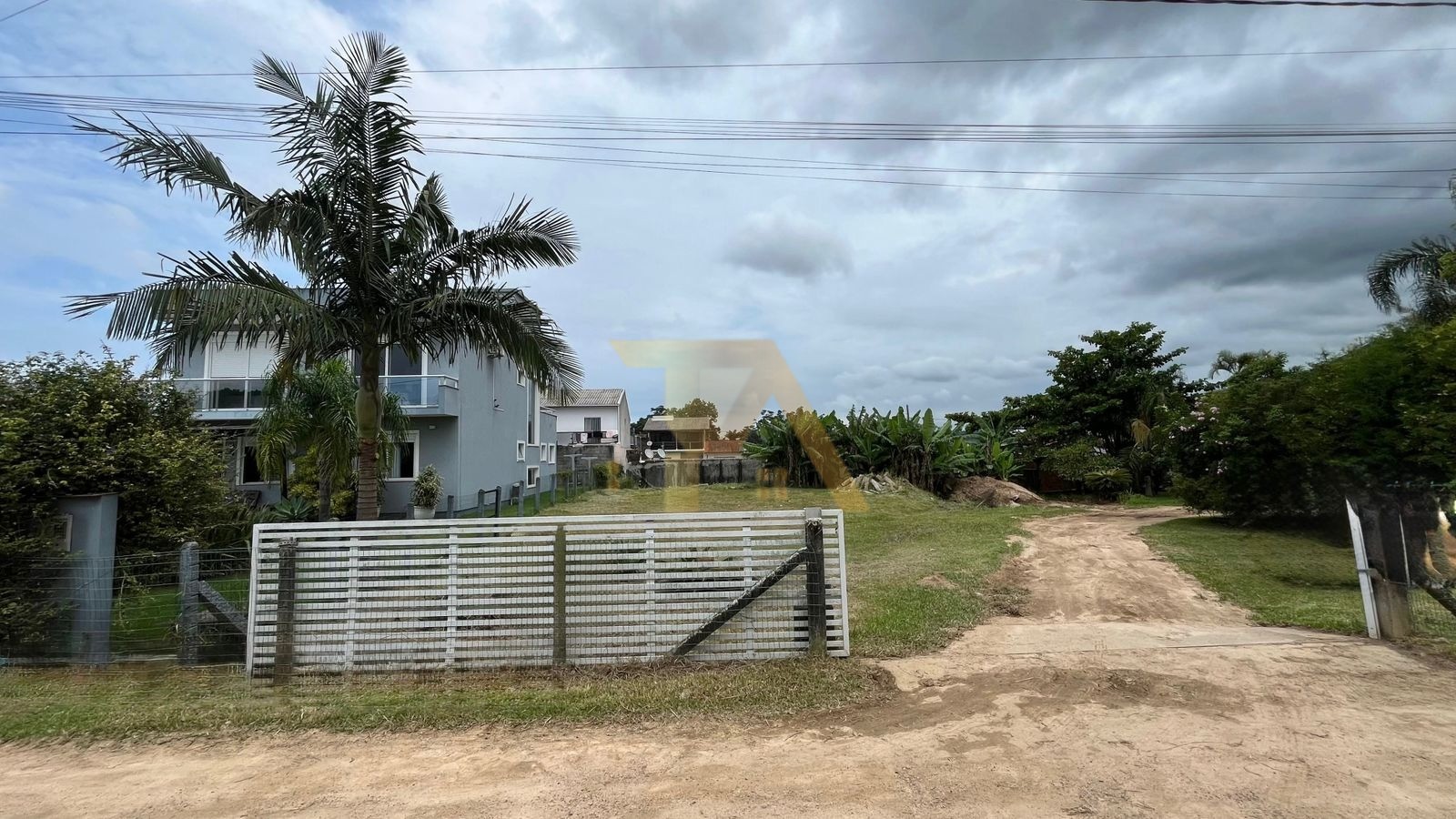 Terreno/Lote à venda  no Ambrósio - Garopaba, SC. Imóveis