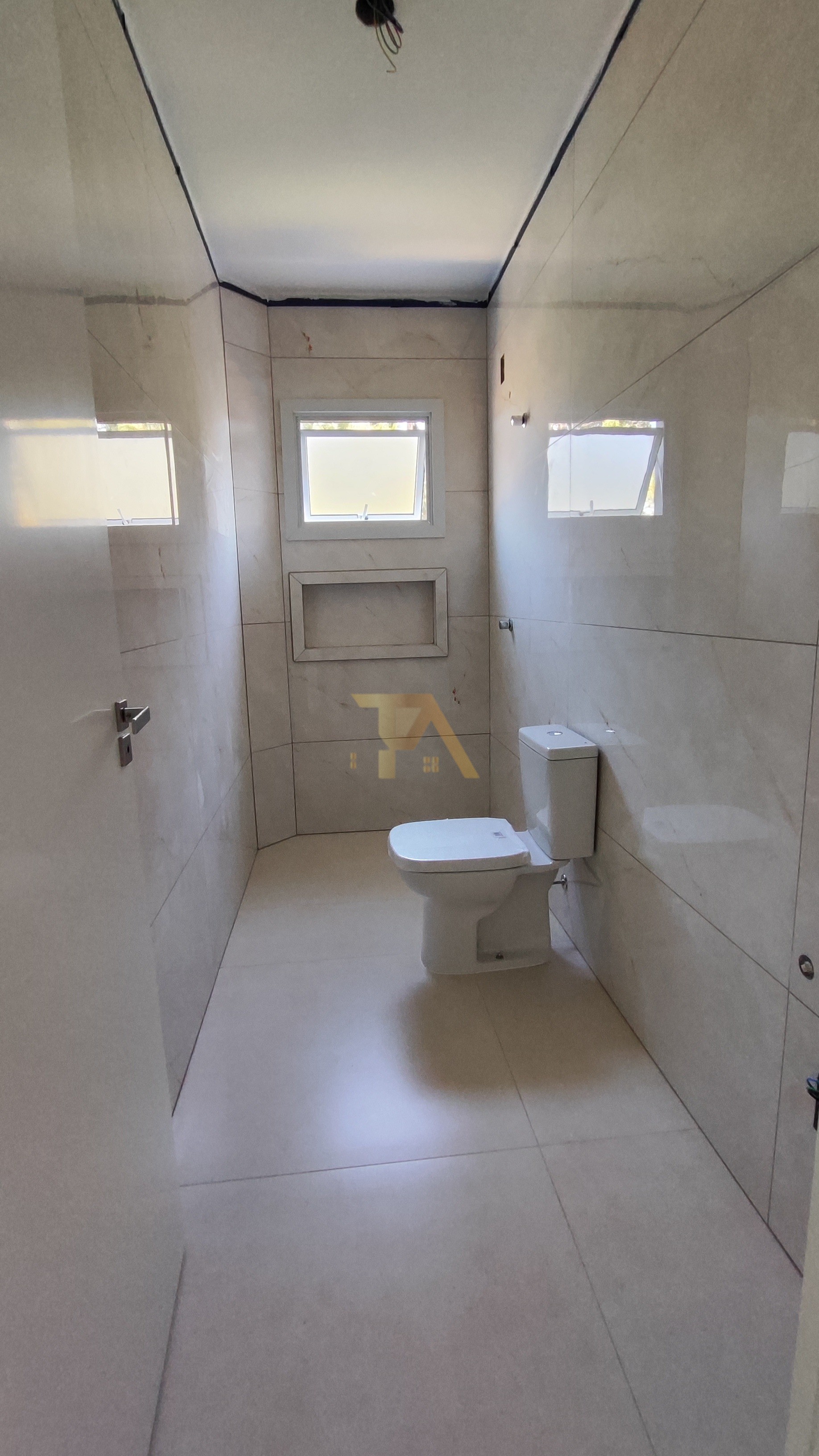 Apartamento com 2 Dormitórios à venda, 80 m² por R$ 540.000,00 Apartamento com 2 Dormitórios à venda, 80 m² por R$ 540.000,00