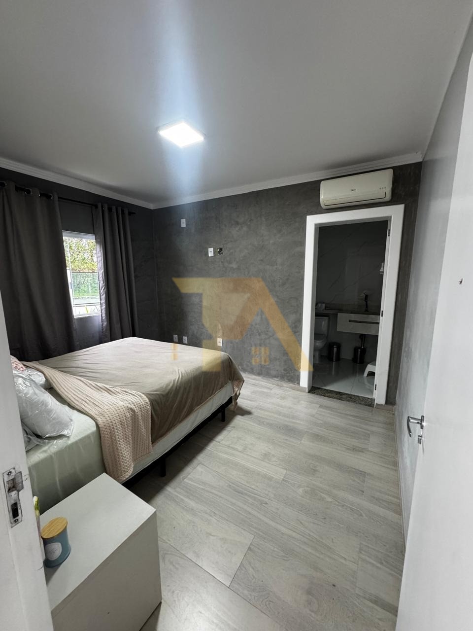 Casa com 3 Dormitórios à venda, 260 m² por R$ 1.990.000,00 Casa com 3 Dormitórios à venda, 260 m² por R$ 1.990.000,00