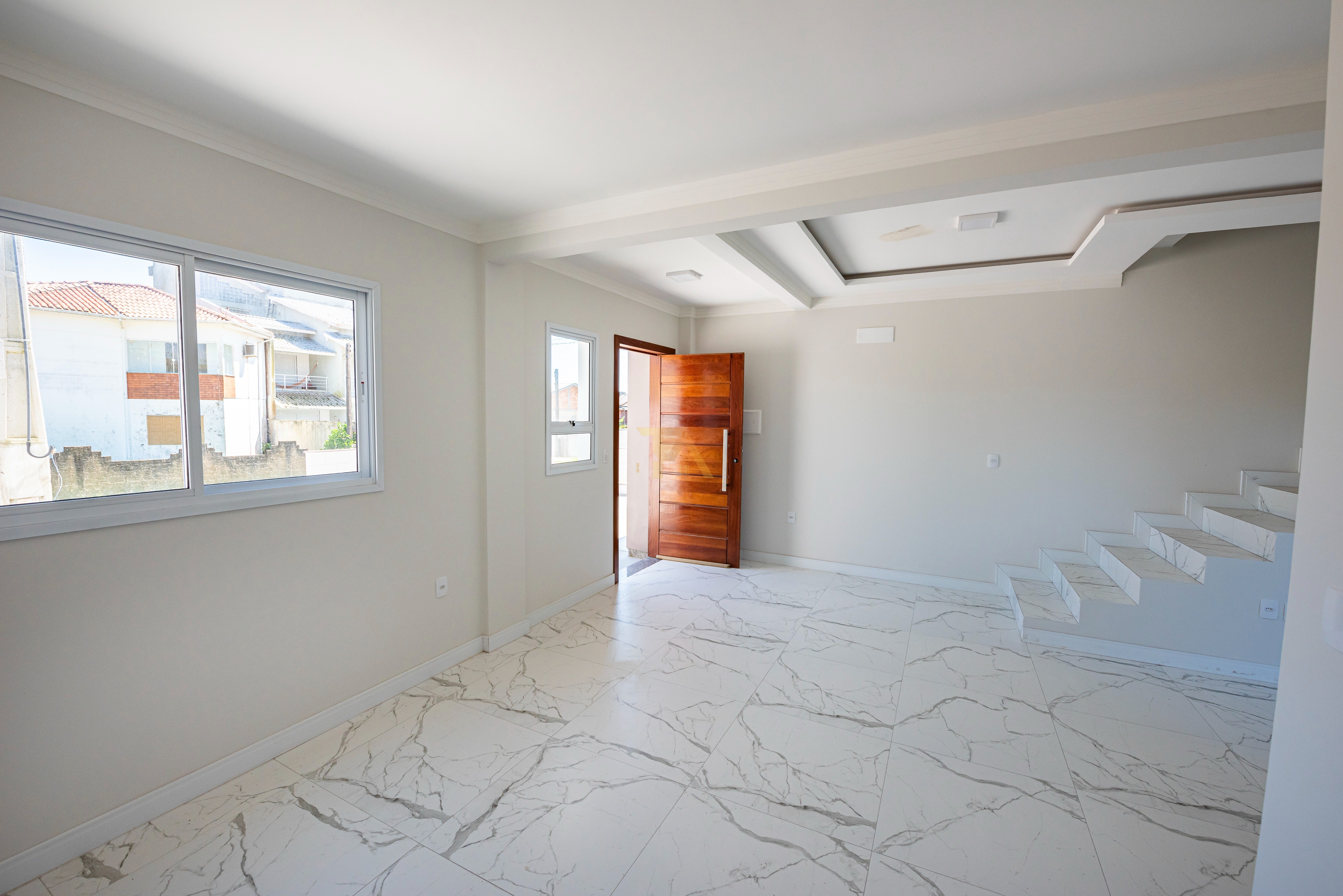 Casa com 2 Dormitórios à venda, 69 m² por R$ 435.000,00 Casa com 2 Dormitórios à venda, 69 m² por R$ 435.000,00