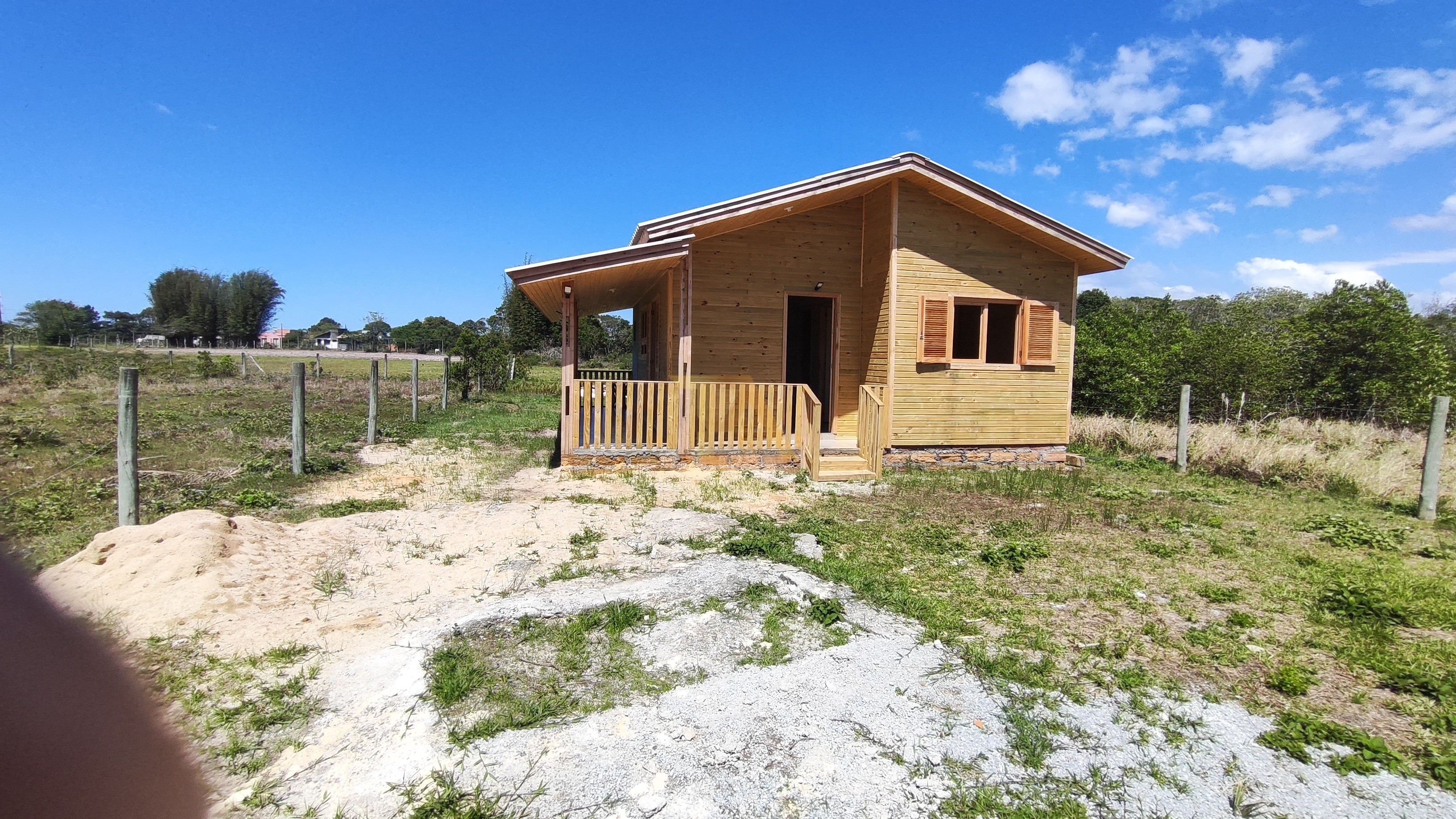 Casa com 3 Dormitórios à venda, 60 m² por R$ 350.000,00 Casa com 3 Dormitórios à venda, 60 m² por R$ 350.000,00