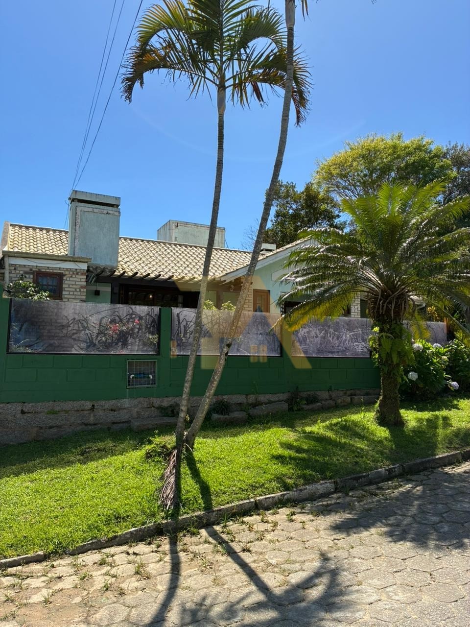 Casa com 4 Dormitórios à venda, 166 m² por R$ 1.600.000,00 Casa com 4 Dormitórios à venda, 166 m² por R$ 1.600.000,00