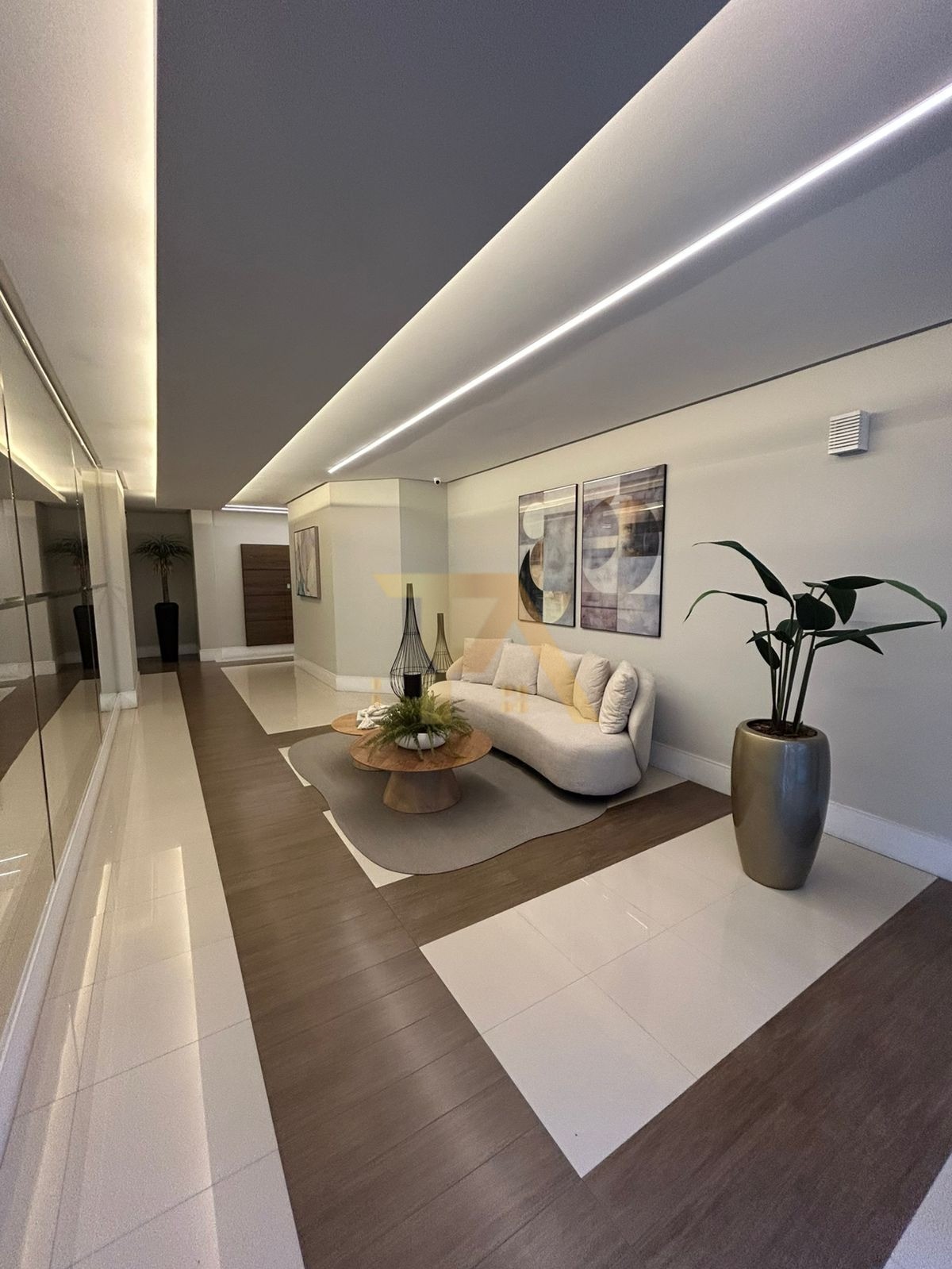 Apartamento com 2 Dormitórios à venda, 78 m² por R$ 750.000,00 Apartamento com 2 Dormitórios à venda, 78 m² por R$ 750.000,00