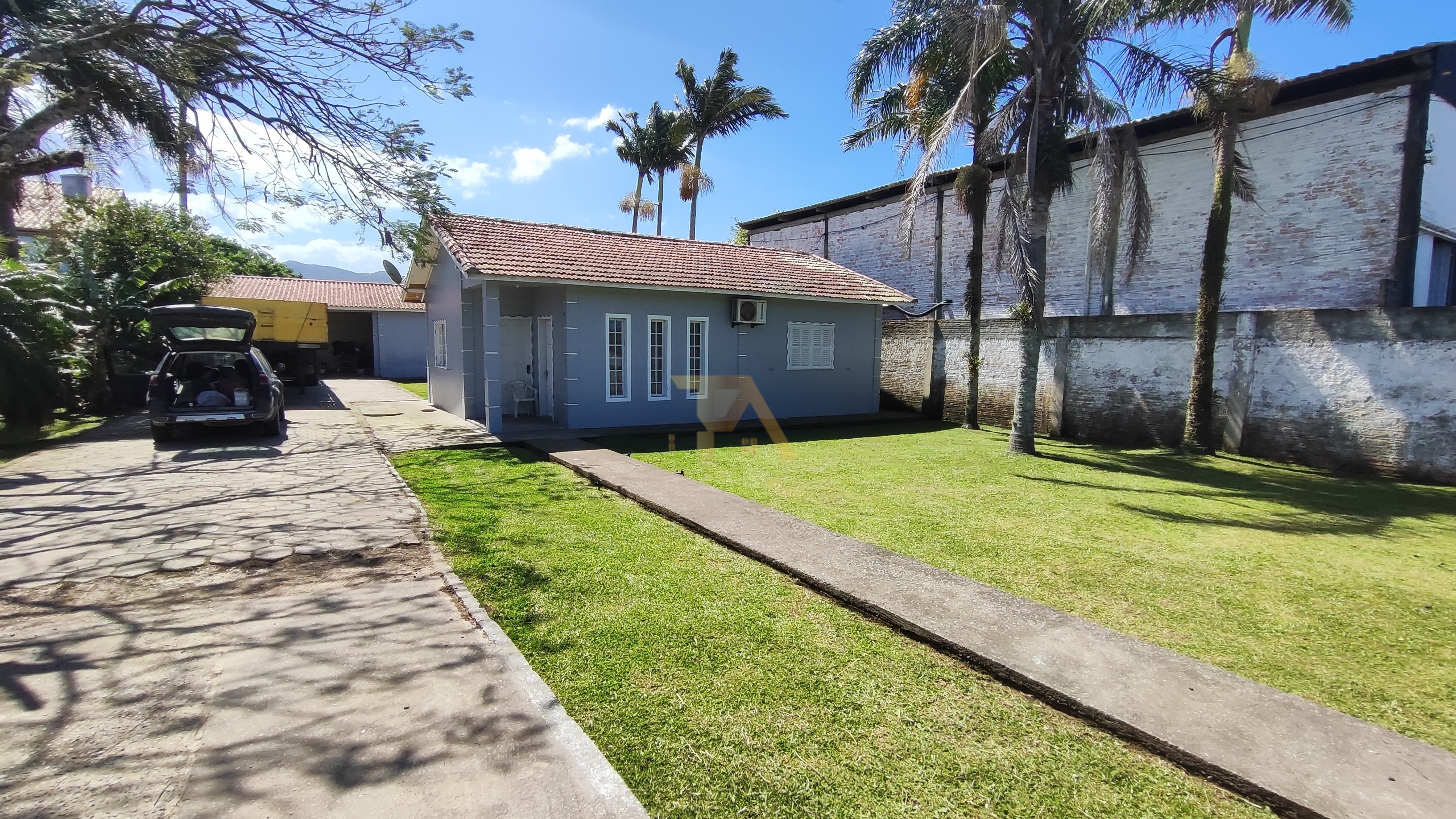 Casa à venda  no Araçatuba - Imbituba, SC. Imóveis