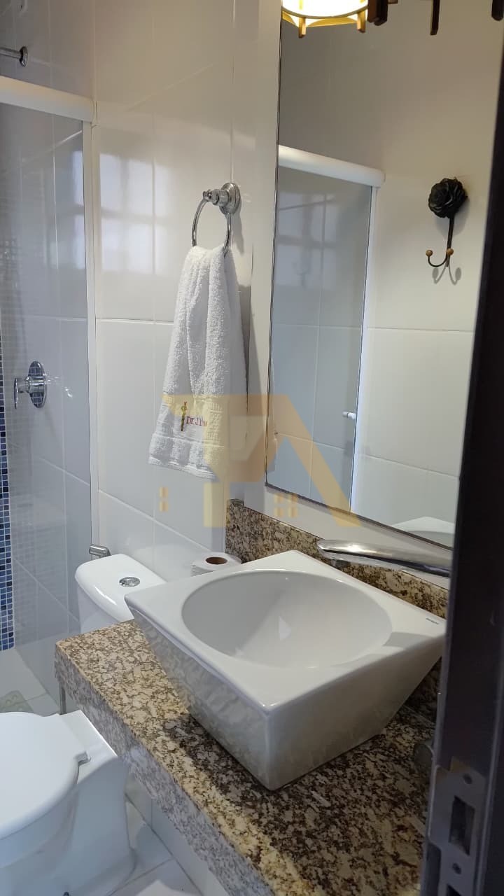 Casa com 4 Dormitórios à venda, 400 m² por R$ 2.600.000,00 Casa com 4 Dormitórios à venda, 400 m² por R$ 2.600.000,00