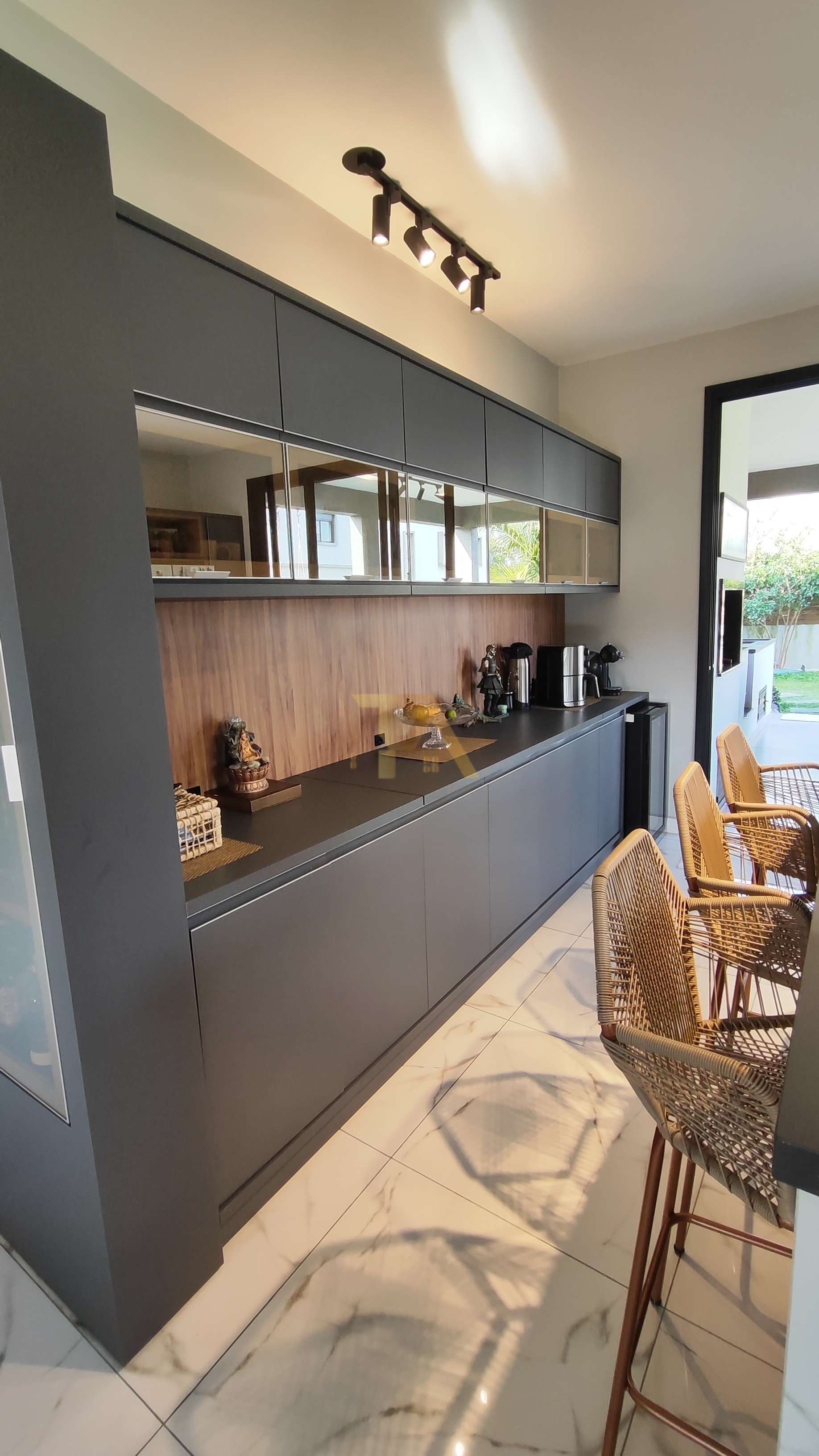 Casa com 3 Dormitórios à venda, 189 m² por R$ 2.150.000,00 Casa com 3 Dormitórios à venda, 189 m² por R$ 2.150.000,00