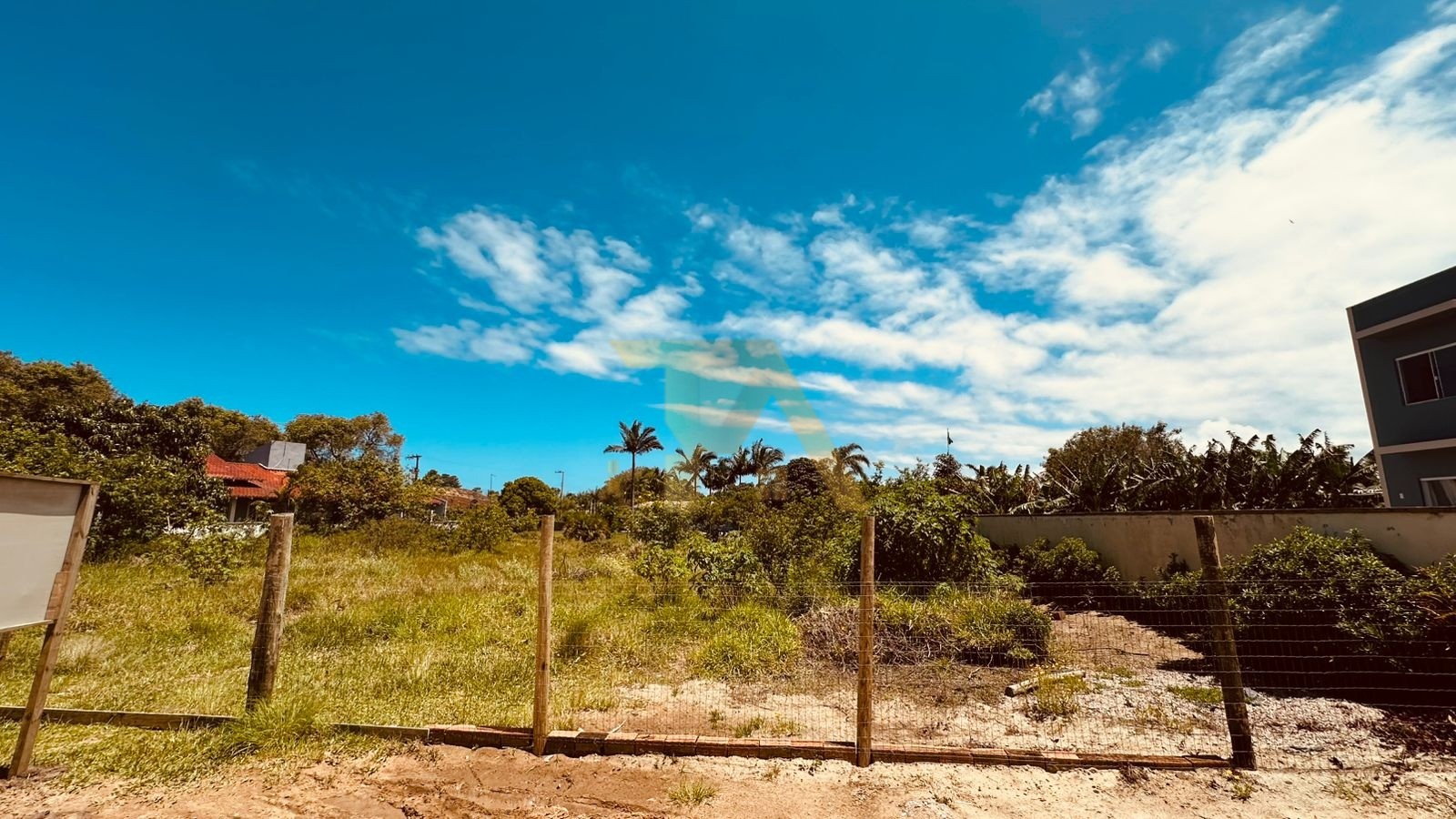 Terreno/Lote à venda  no Limpa - Garopaba, SC. Imóveis
