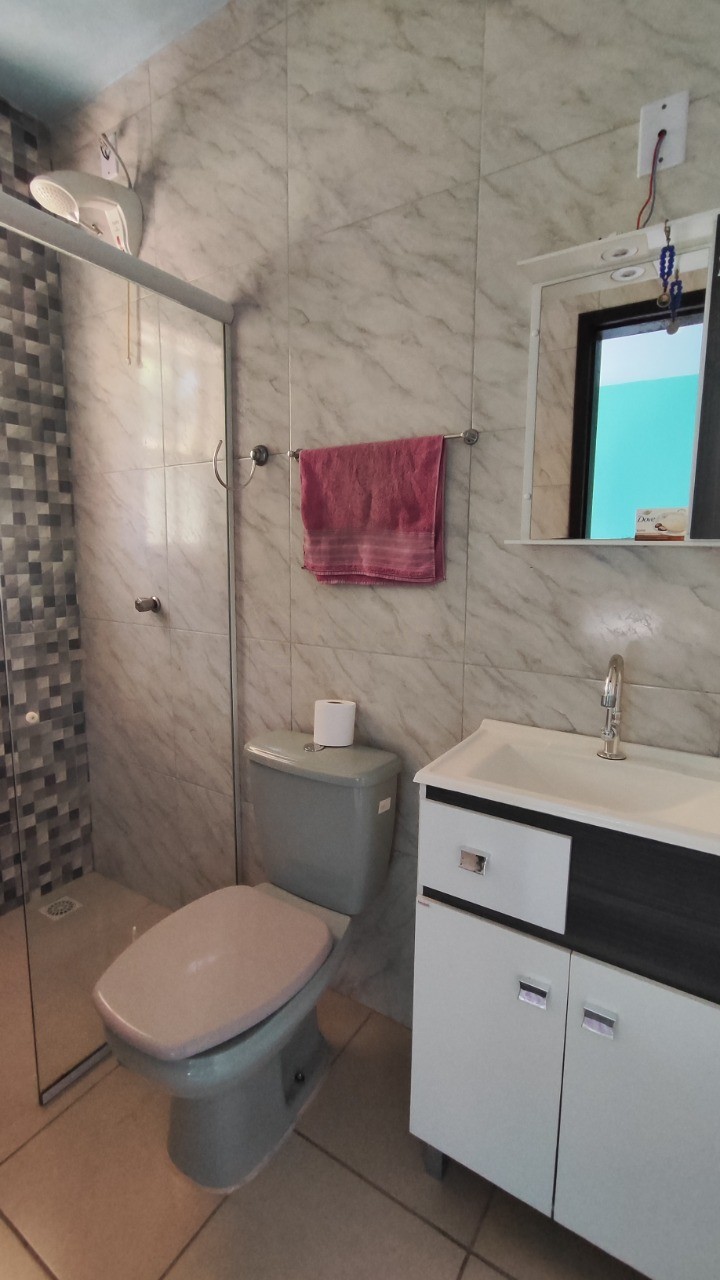 Casa com 2 Dormitórios à venda, 106 m² por R$ 480.000,00 Casa com 2 Dormitórios à venda, 106 m² por R$ 480.000,00