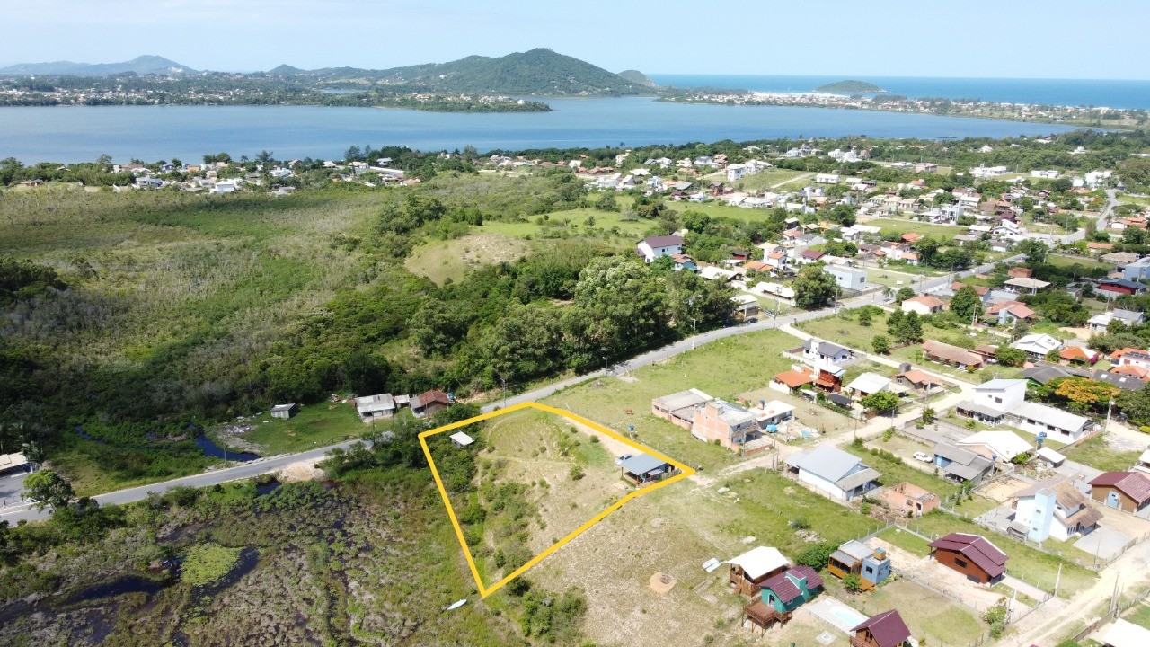 Casa à venda  no Alto Arroio - Imbituba, SC. Imóveis