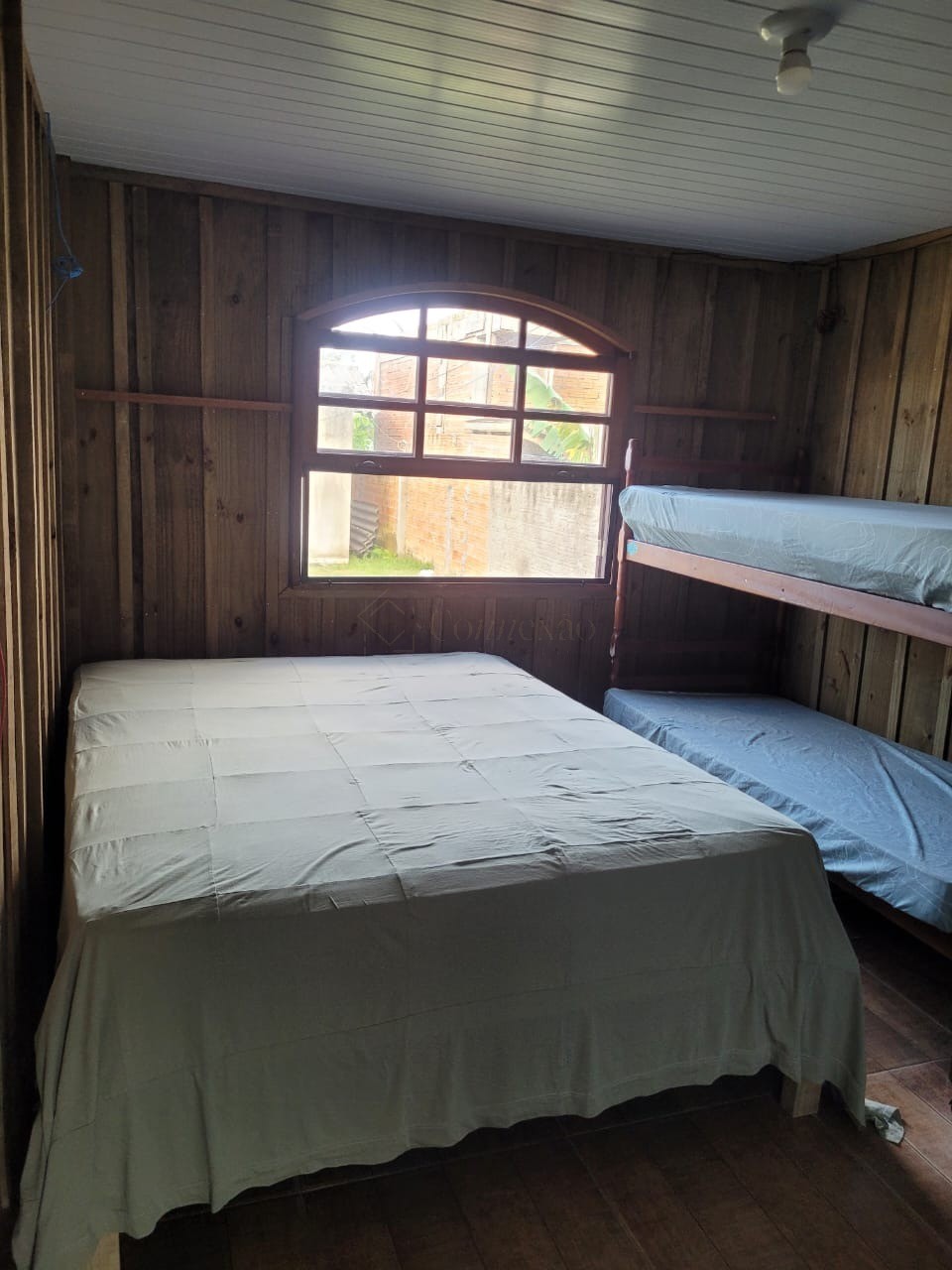 Casa com 2 Dormitórios à venda, 100 m² por R$ 330.000,00 Casa com 2 Dormitórios à venda, 100 m² por R$ 330.000,00