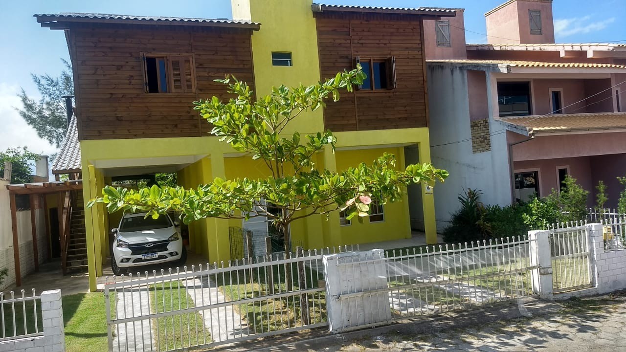 Casa à venda  no Ferraz - Garopaba, SC. Imóveis