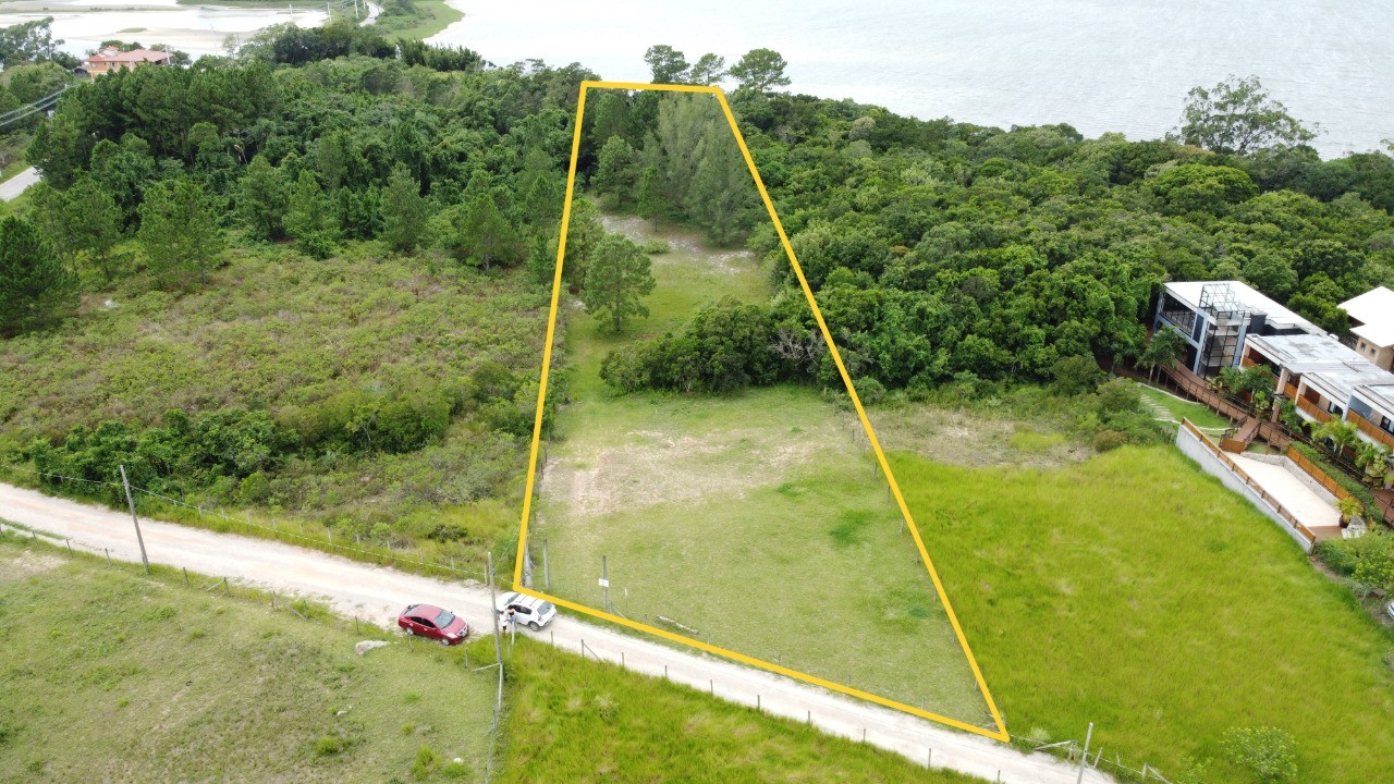 Terreno/Lote à venda  no Ibiraquera - Imbituba, SC. Imóveis